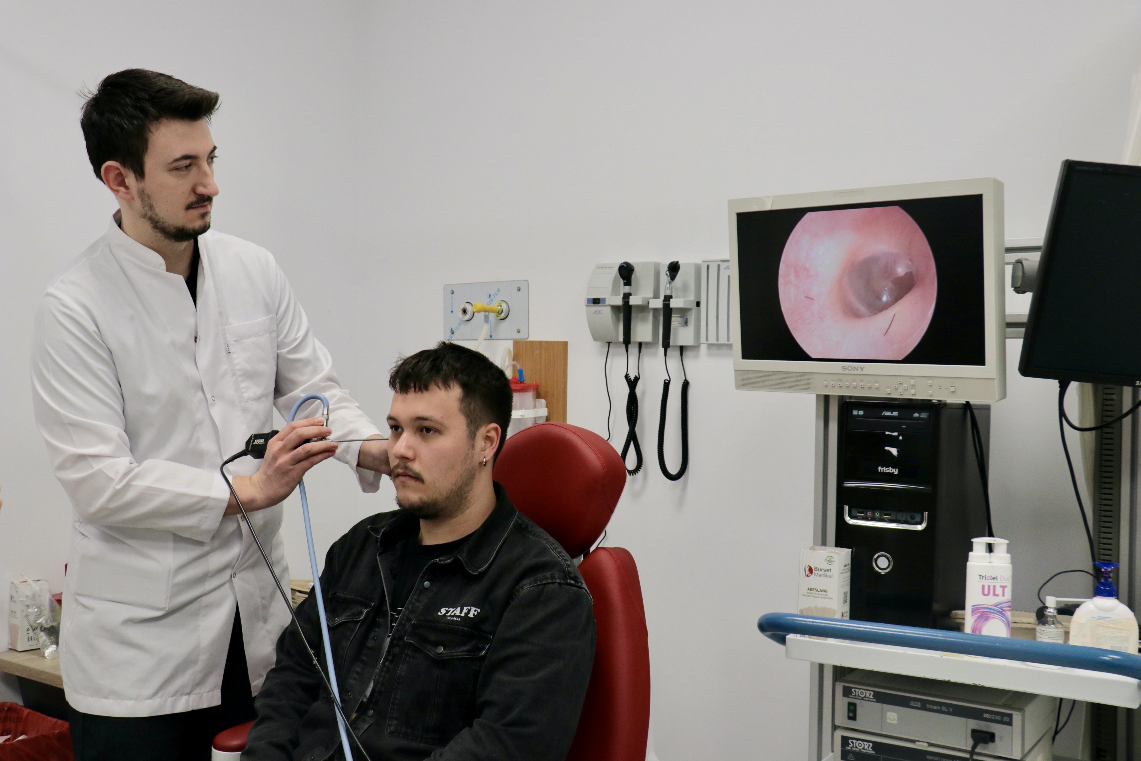 Koü Hastanesi̇ Bölgeni̇n Sağlik Yükünü Sirtladi 1 Mi̇lyonun Üzeri̇nde Poli̇kli̇ni̇k Başvurusu (1)