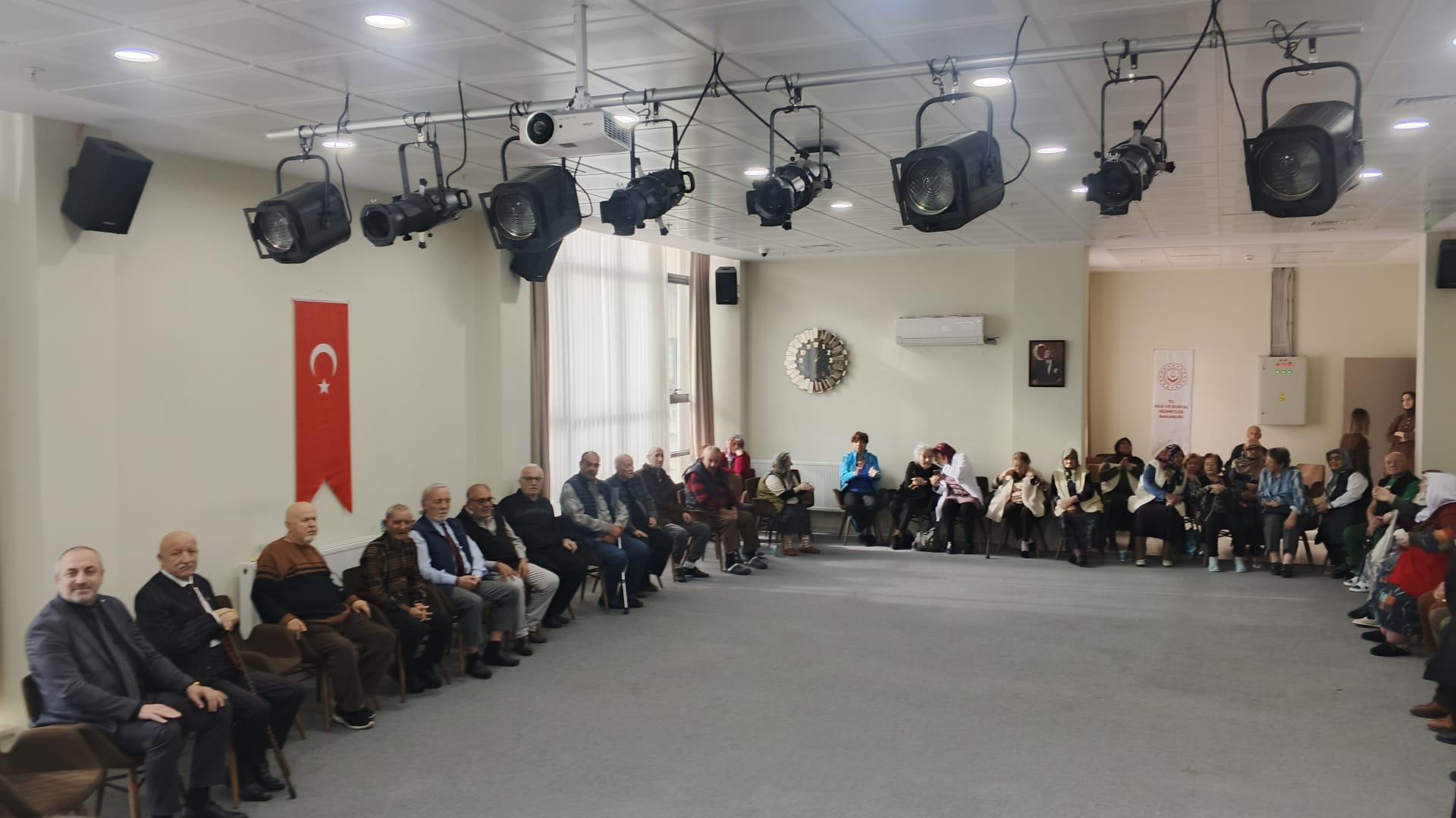 Mhp İzmi̇t’ten Kocaeli̇ Huzurevi̇’nde 14 Şubat’a Özel Sira Gecesi̇ (4)