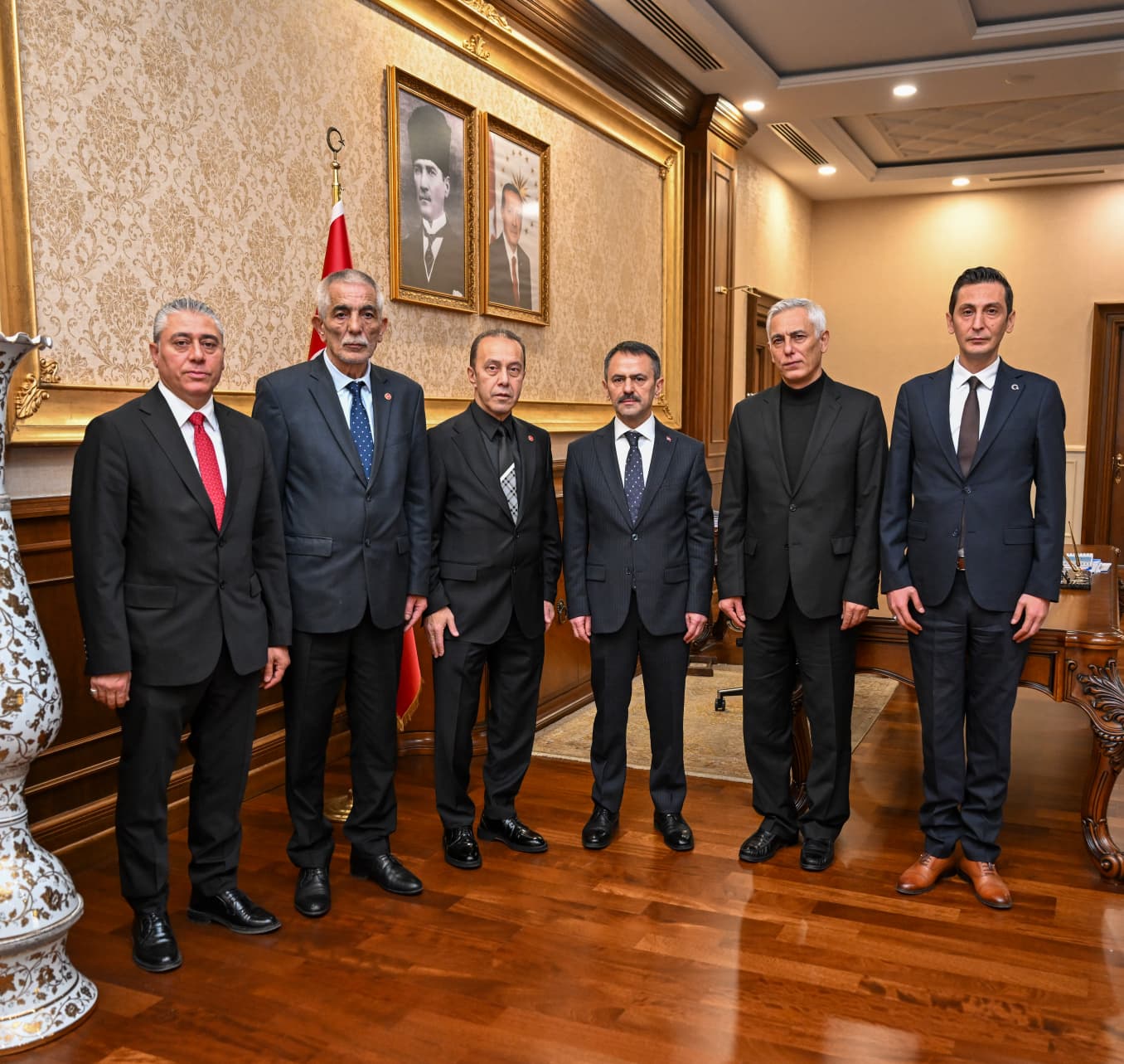 Mhp Kocaeli̇ İl Başkani Kami̇l Akin Zi̇yaretlere Başladi! 1