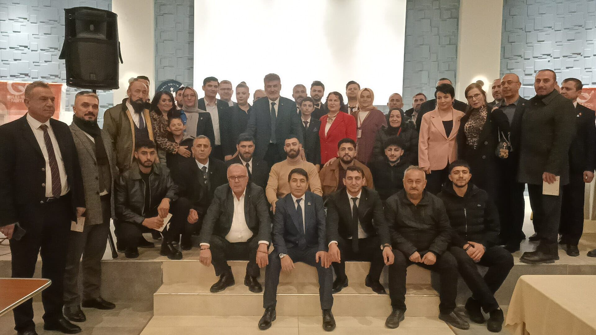 Mi̇lli̇ Yol Parti̇si̇ Kocaeli̇ İl Kongresi̇nde Solmaz Güven Tazeledi̇ (1)-2