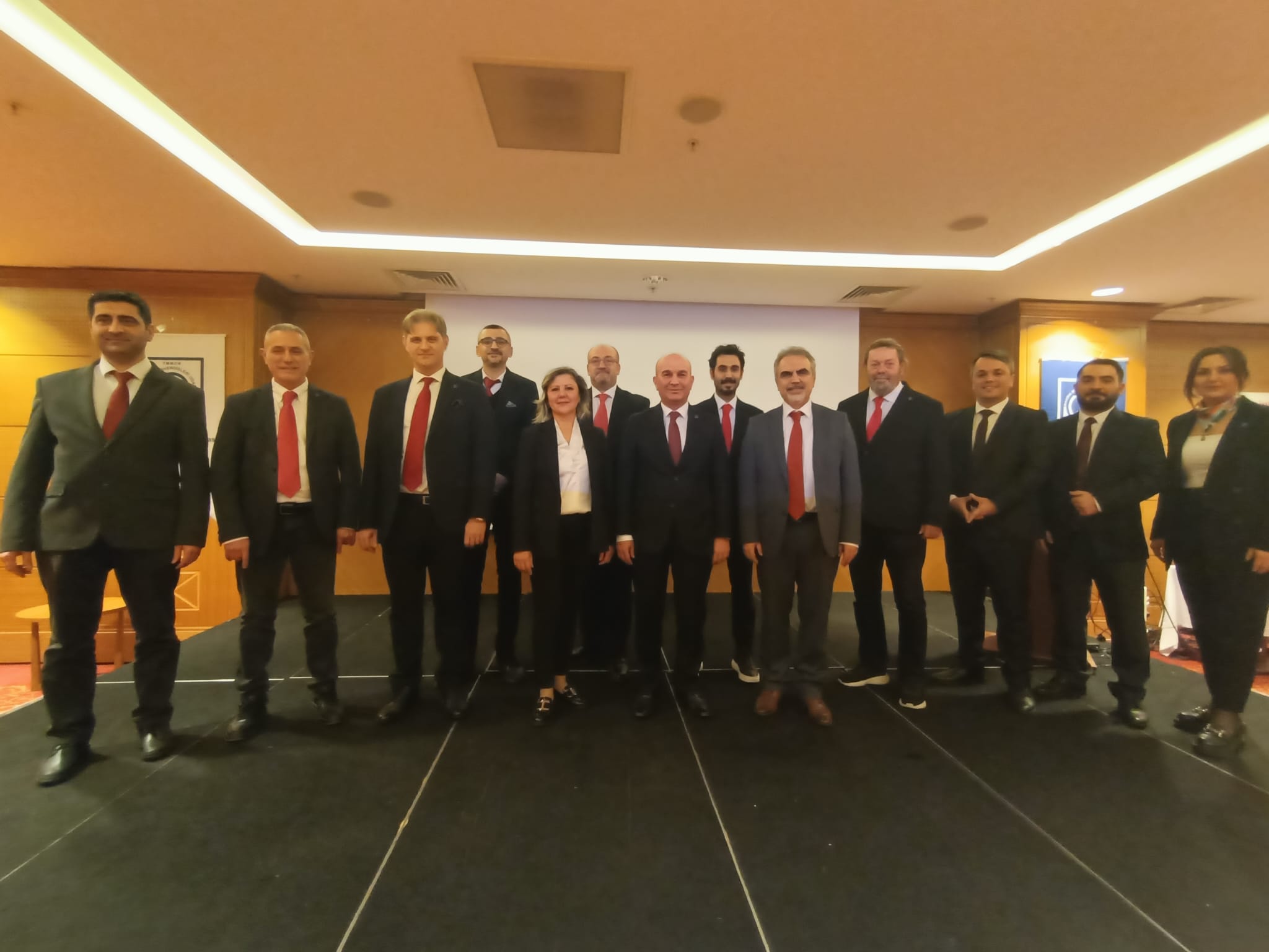 Ömer Aydin Yol Hari̇tasini Açikladi (4)