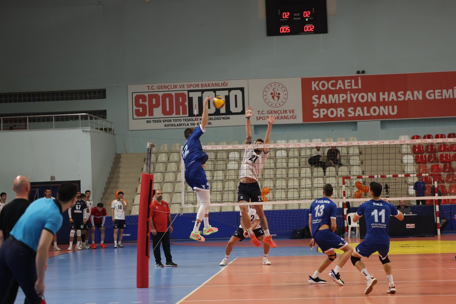 Perunicic Ve Ashki'den Kağıtspor'a Övgü 03