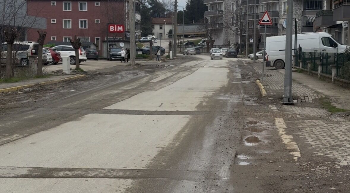 Saadet Parti̇si̇ Gölcük’ün Gerçek Sorunlarini Tek Tek Açikladi! 5