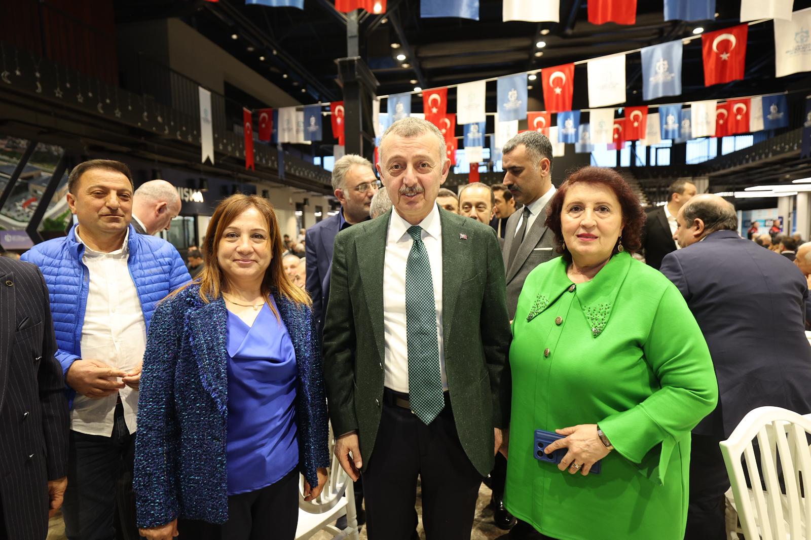 Stk İftarina Yoğun Katilim (1)-1