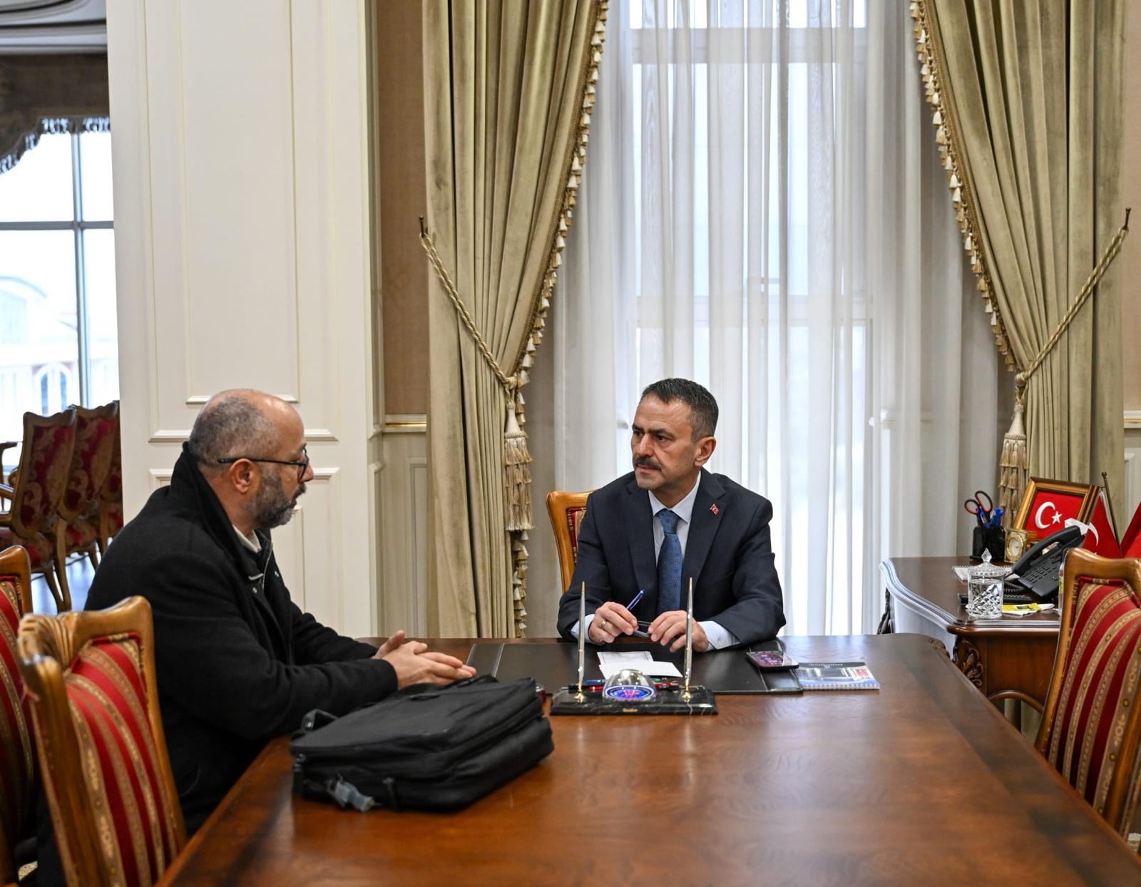 Talep Ve Sorunlarını Dinledi (3)