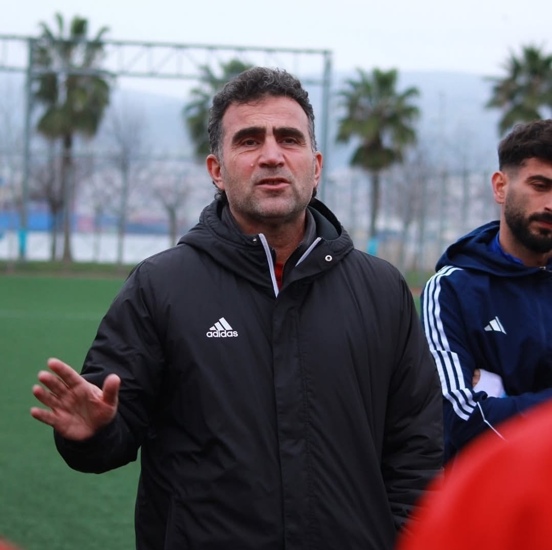 Tekni̇k Di̇rektör Yusuf Tokuş’a Sürpri̇z Kutlama (3)