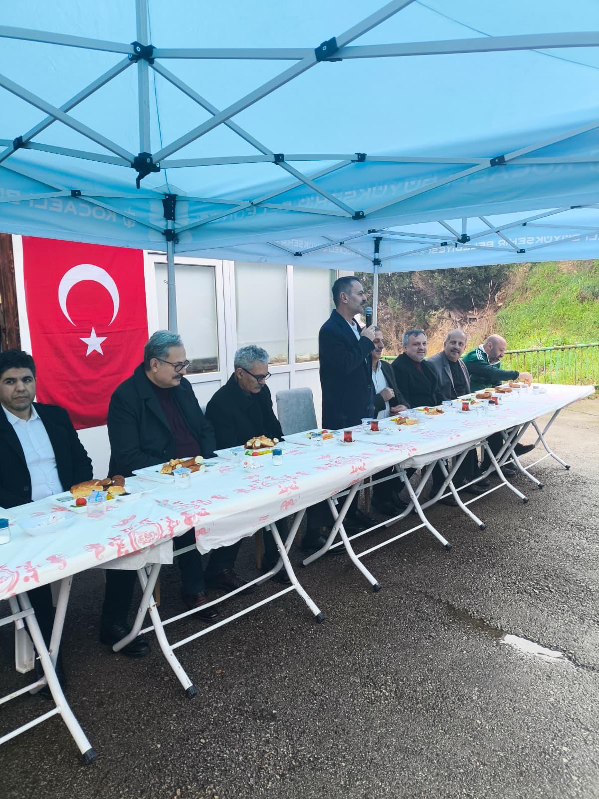 Vali̇ Aktaş, Yeni̇doğan Mahallesi̇’nde Vatandaşlarla Bi̇r Araya Geldi̇ (2)