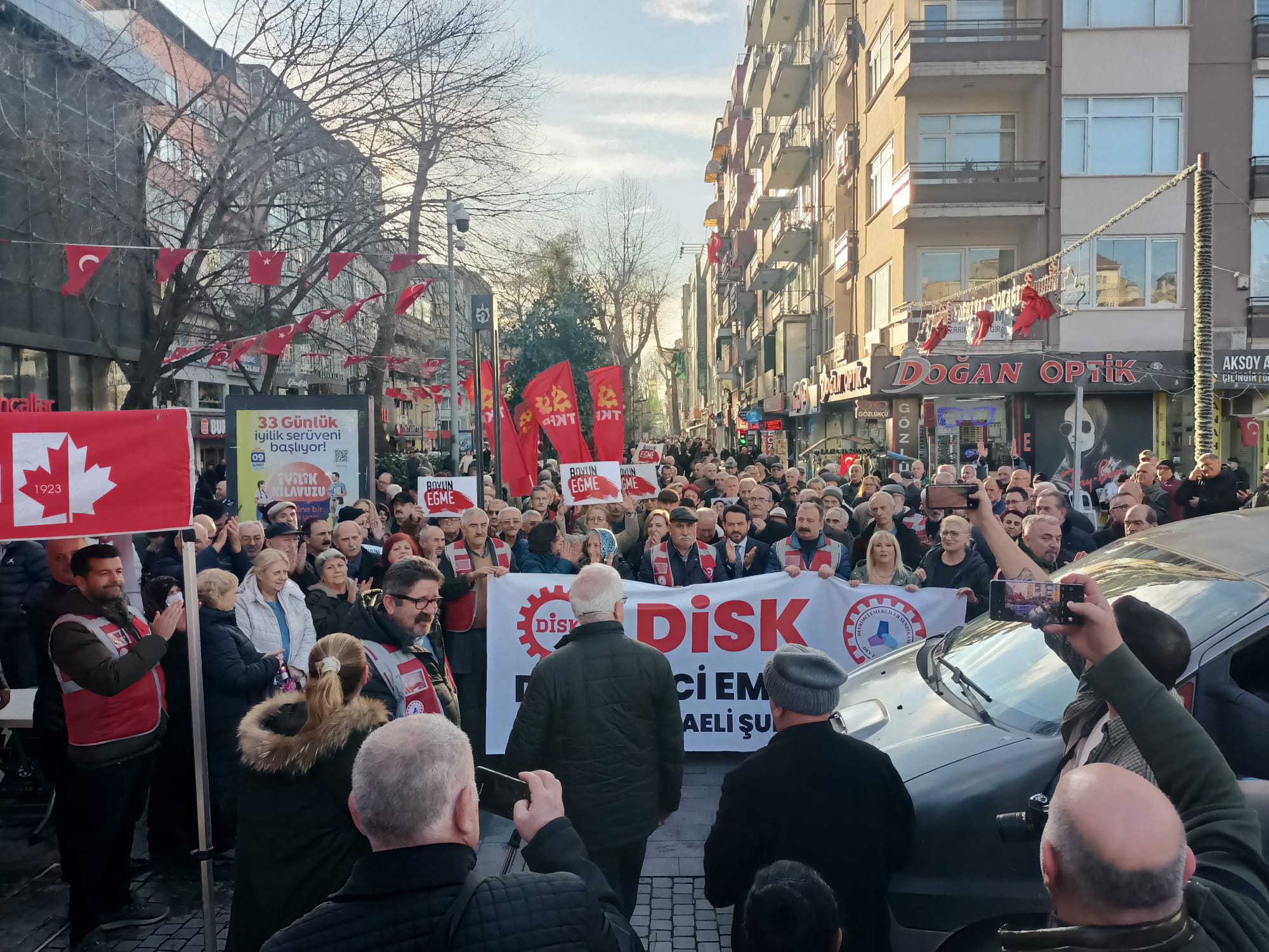 “Yaşamak İçi̇n Nefes İsti̇yoruz” (9)