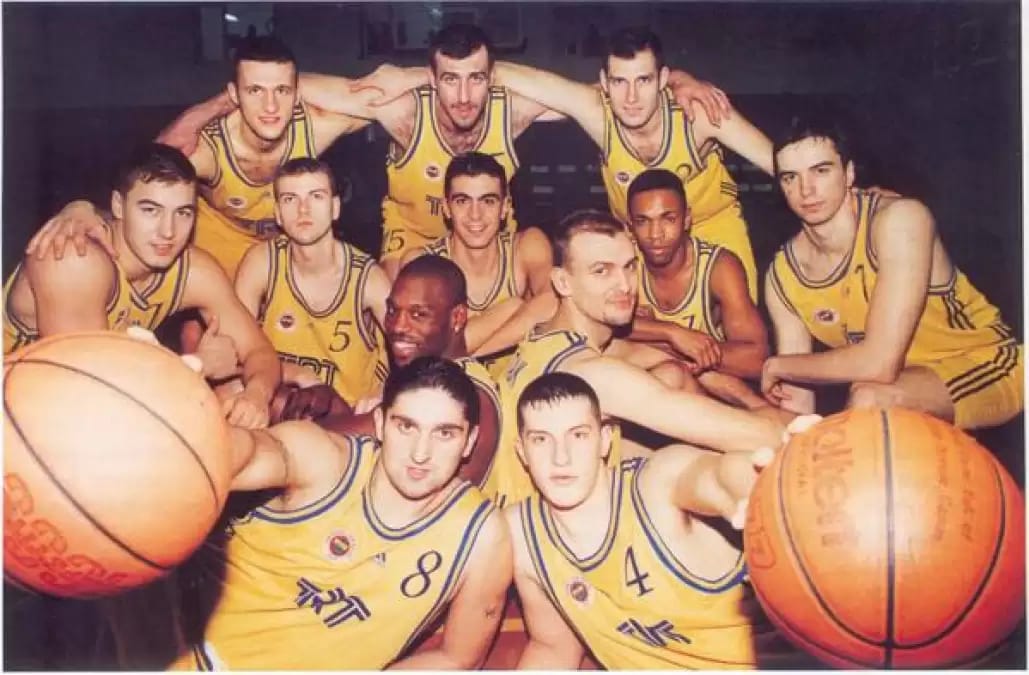 Zaza Enden Kocaeli̇’de Basketbol Akademi̇si̇ Kuruyor 2