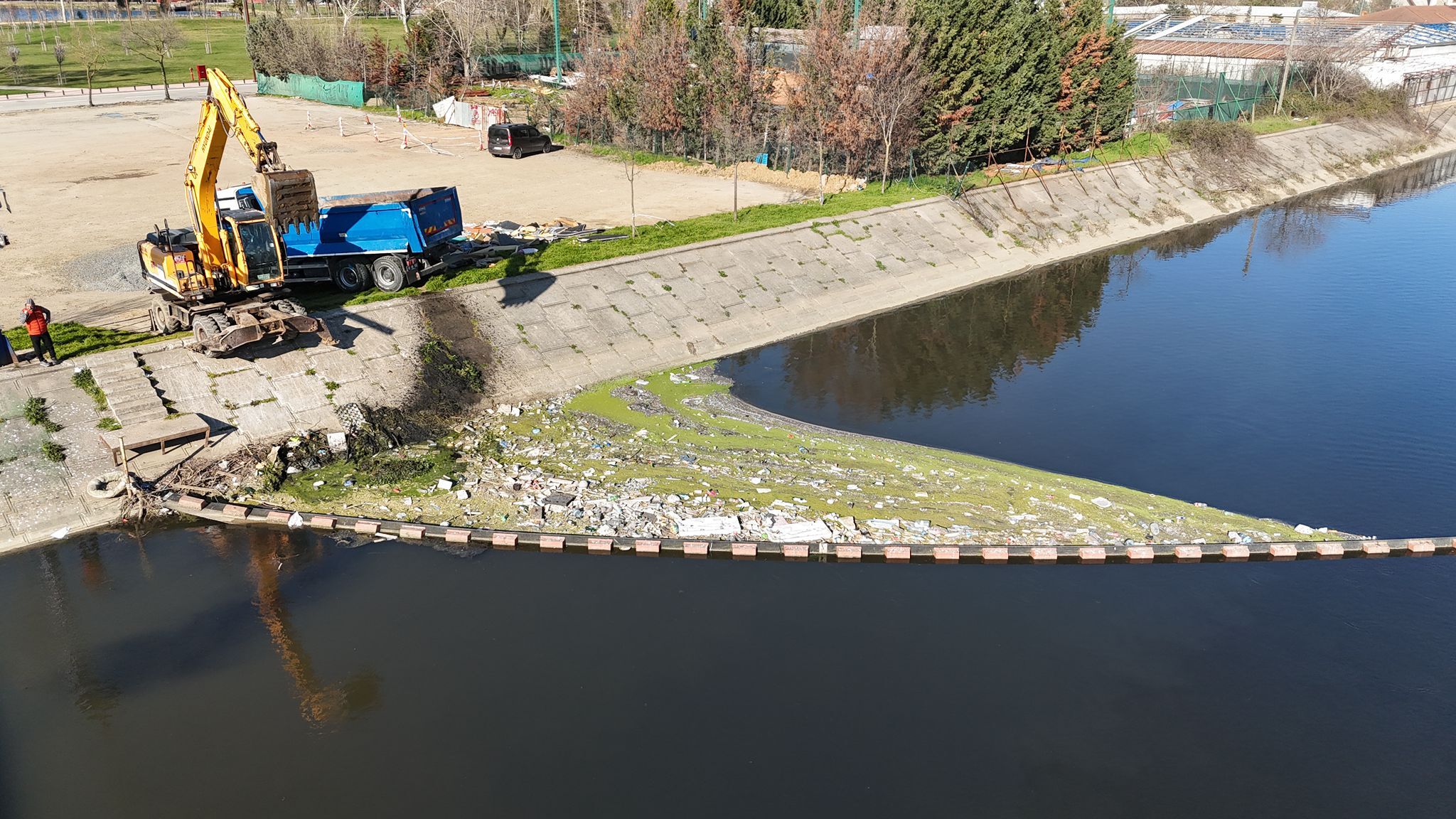 12 Metreküp Atık Denize Ulaşmadan Toplandı (2)