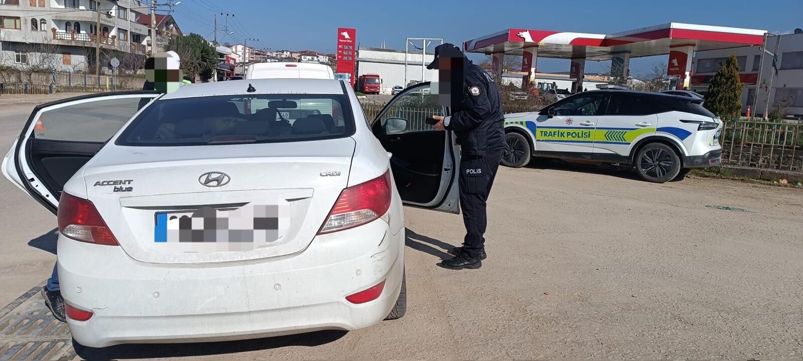 16 Okul Ve Çevresi̇ Denetlendi̇ (2)