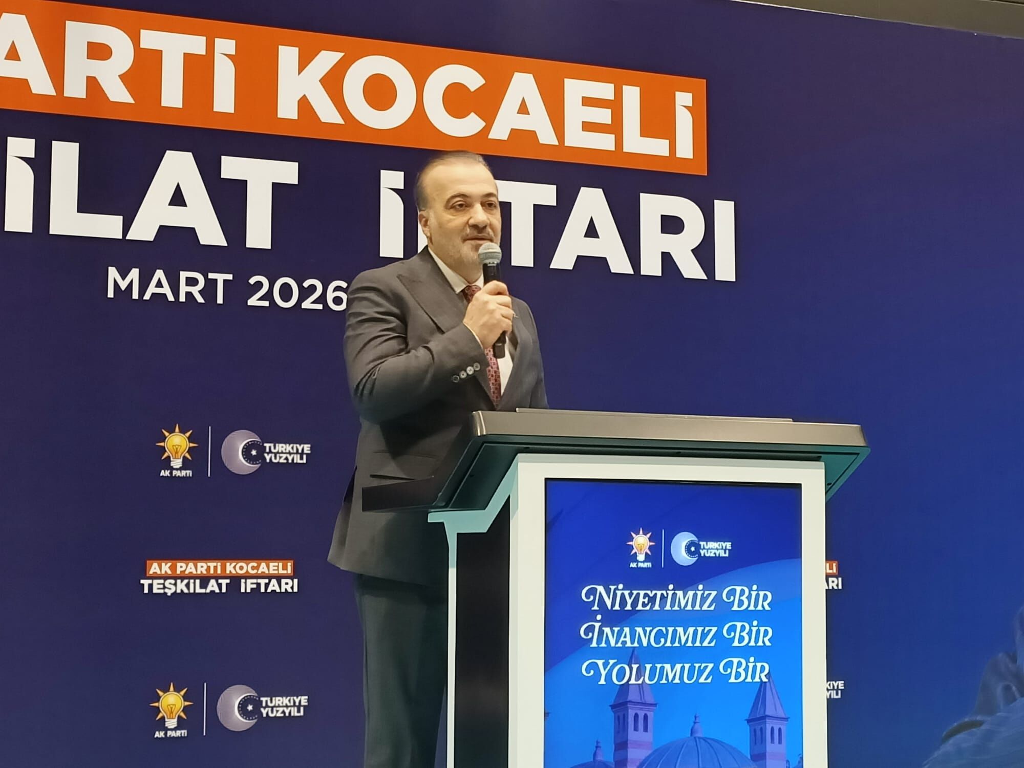2028’De Erdoğan’i Yeni̇den Seçeceği̇z (2)