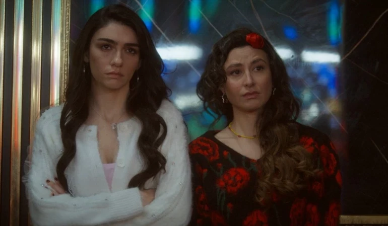 69A9F87E4E44E2B5F13Ed4D9