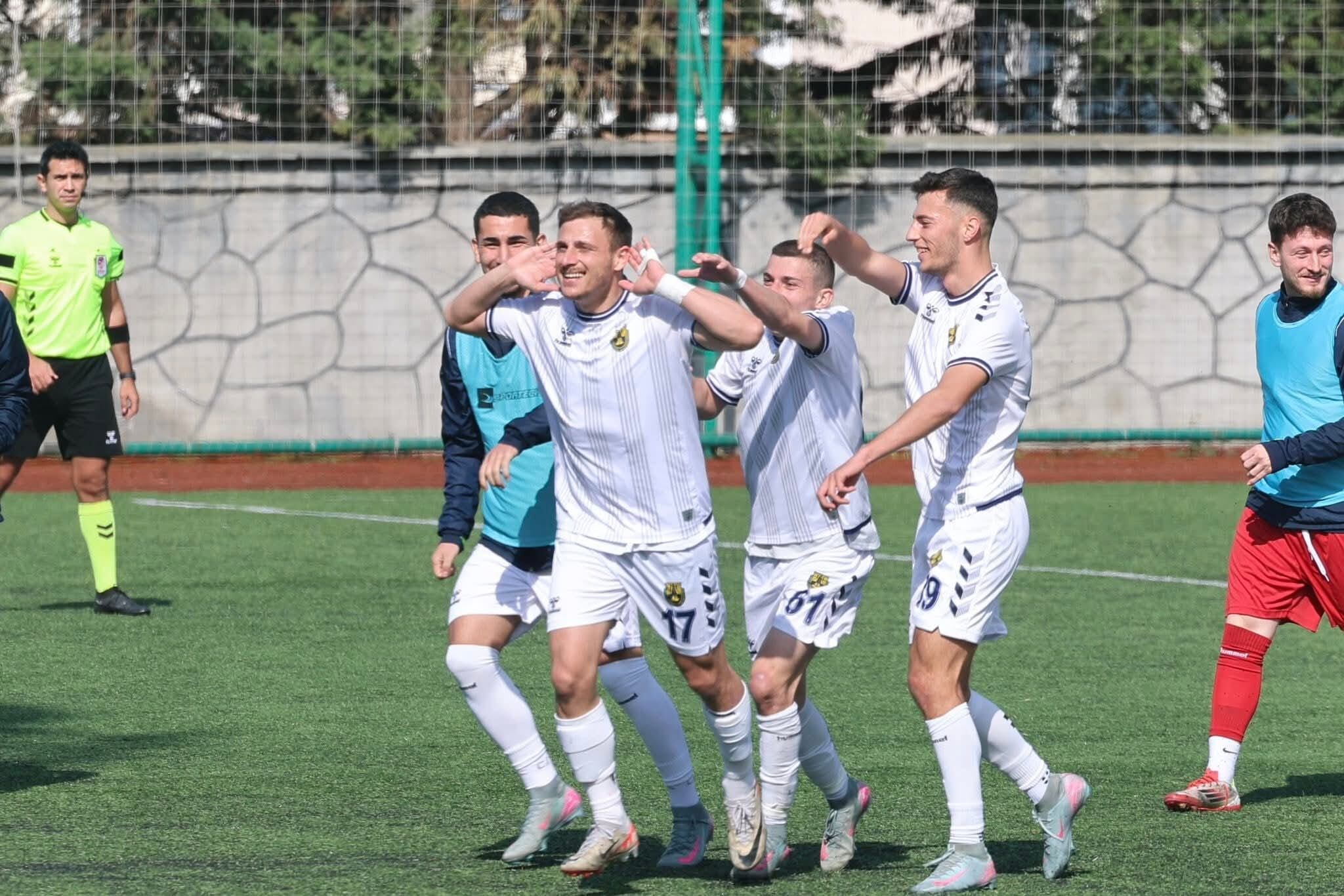 Alperen Topçular’dan Muhteşem Röveşata!