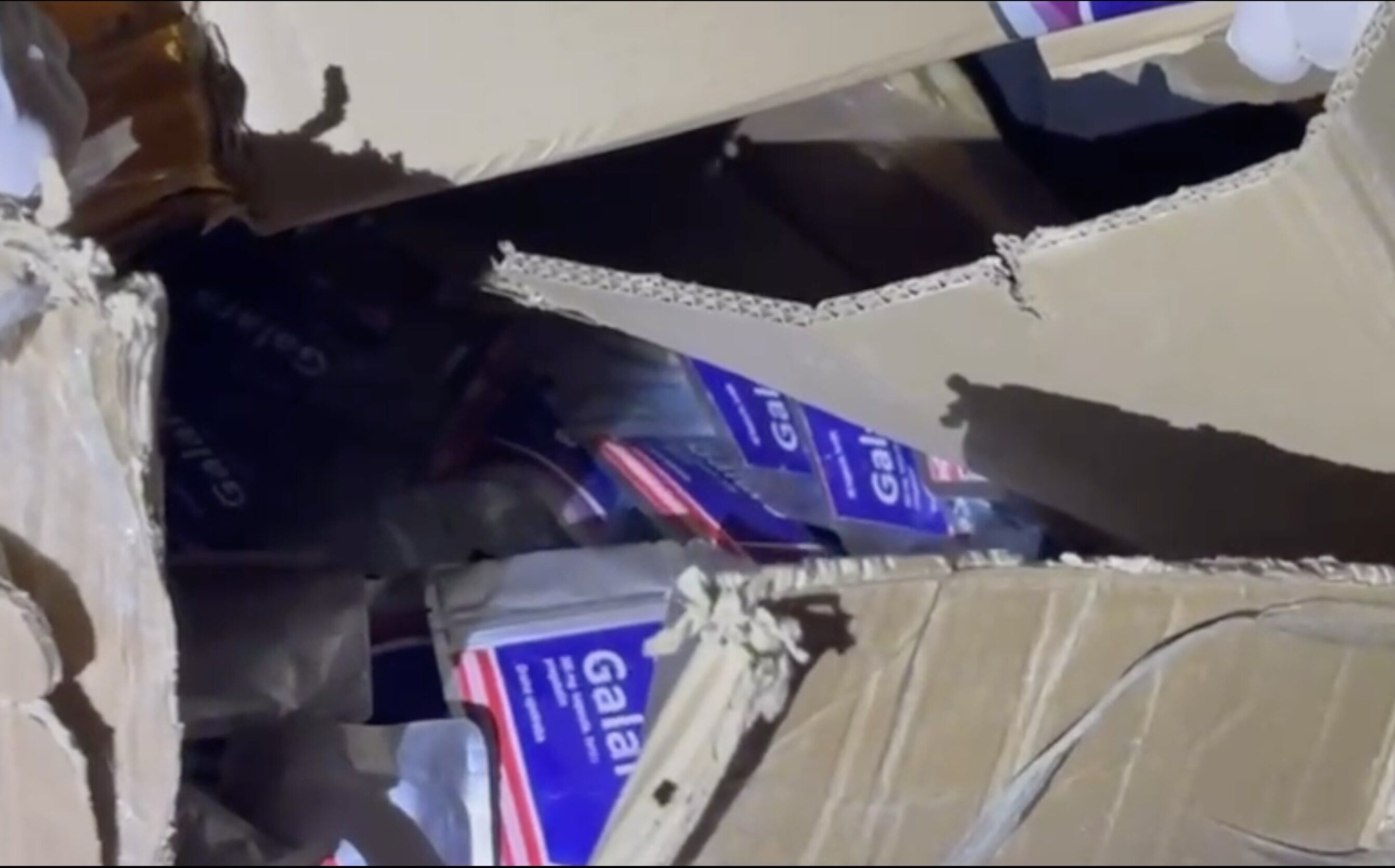 Anadolu Otoyolu’nda Kovalamaca 33 Bi̇n 400 Adet Senteti̇k Ecza Ele Geçi̇ri̇ldi̇ (5)