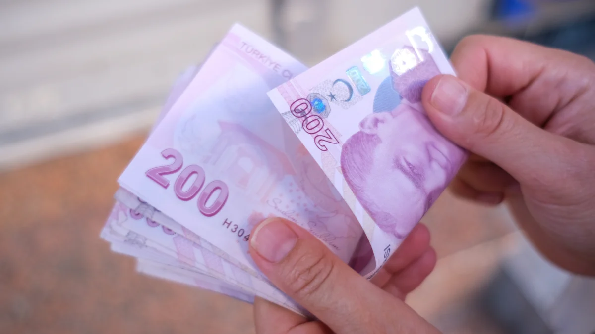 Atm’lerde Yeni̇ Dönem Bayramdan Sonra Başlayacak!1