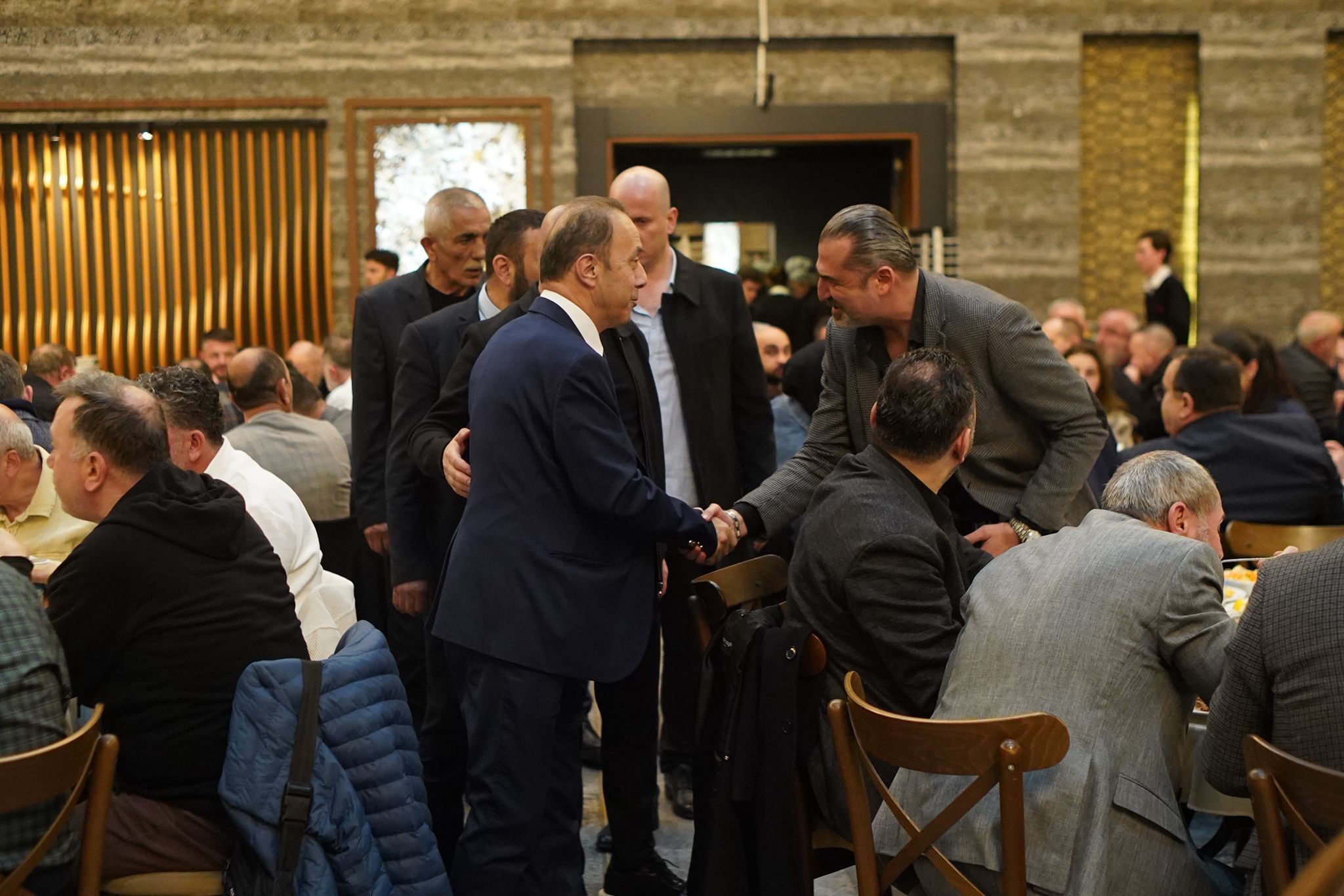 Babasi Burhanetti̇n Arslan İçi̇n İftar Programi (5)