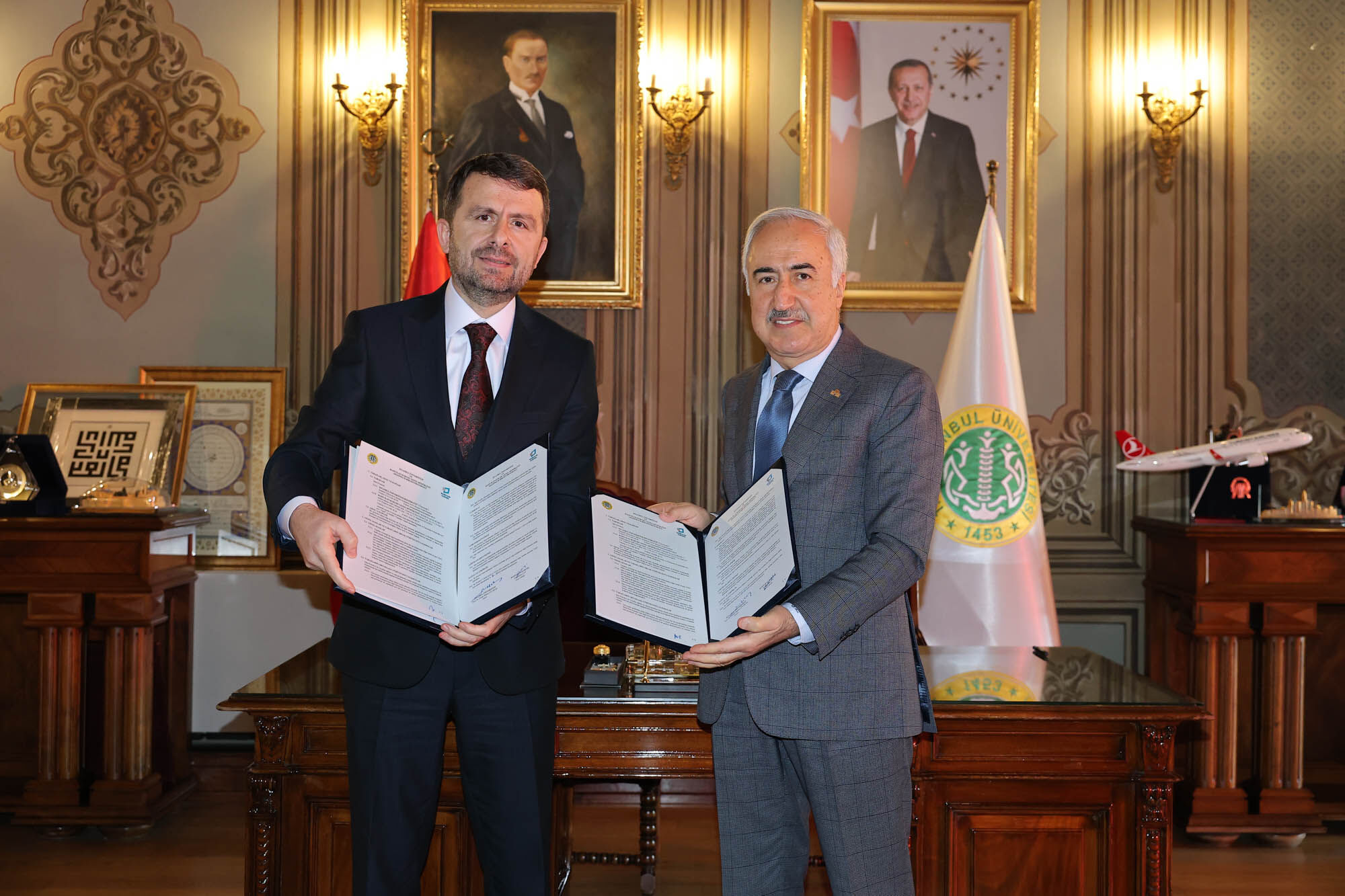 Basin İlan Kurumu İle İstanbul Üni̇versi̇tesi̇ Arasinda Eği̇ti̇m Ve Staj Protokolü (3)