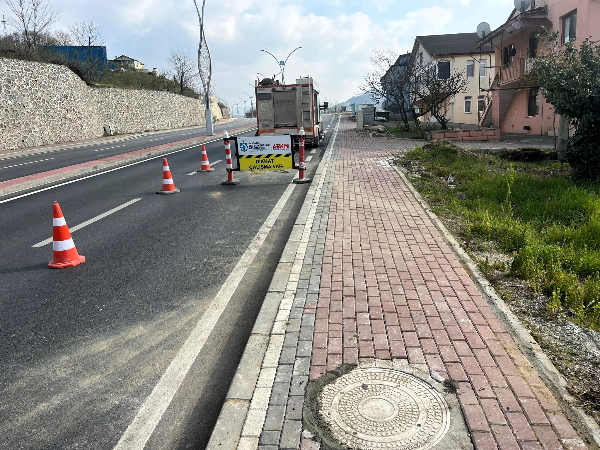 Başiskele'de Tretuvar Yenileme Çalışmaları Tamam (2)