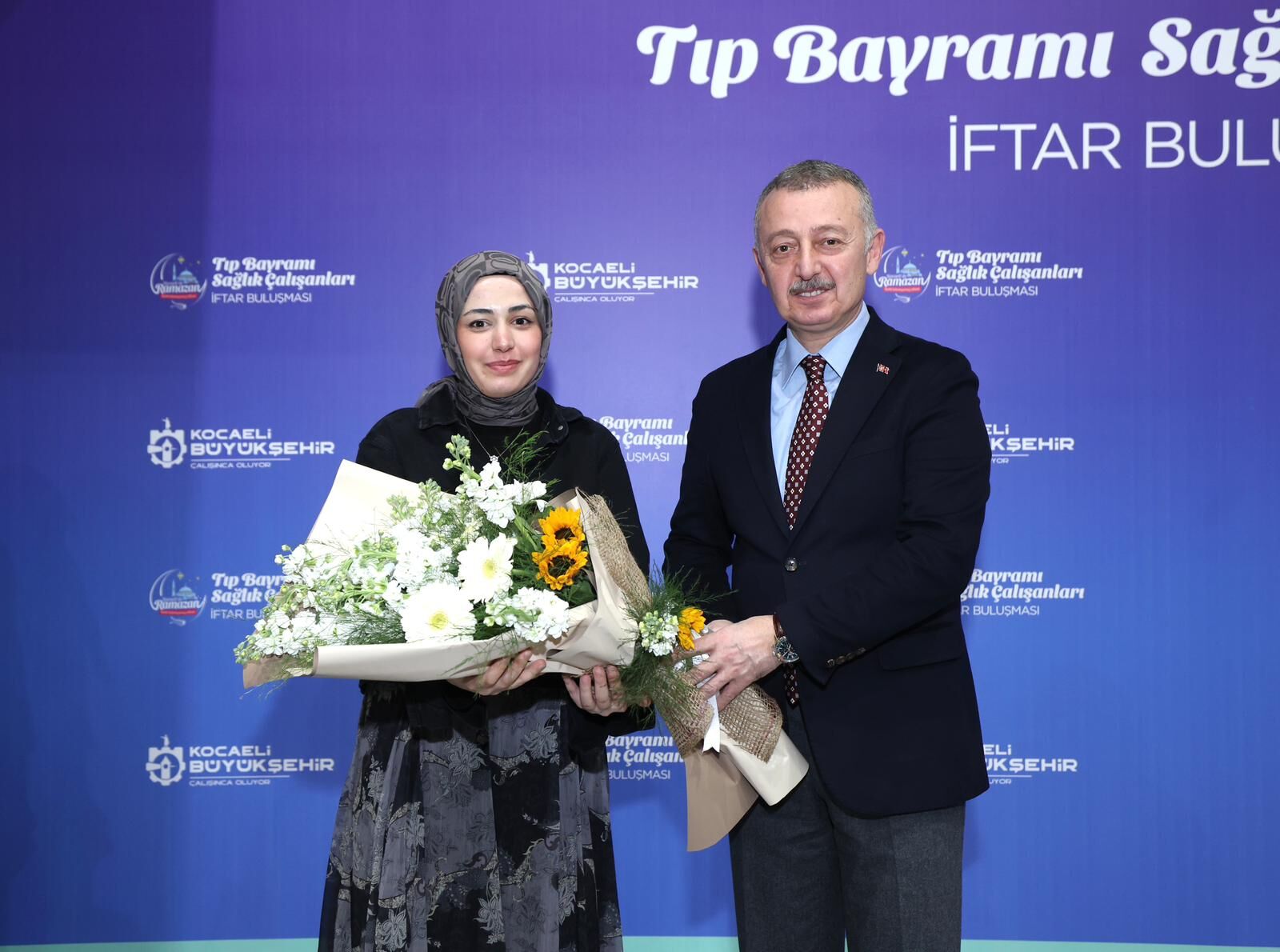 Büyükakin, Tip Bayrami İftarinda Sağlik Çalişanlariyla Buluştu (12)