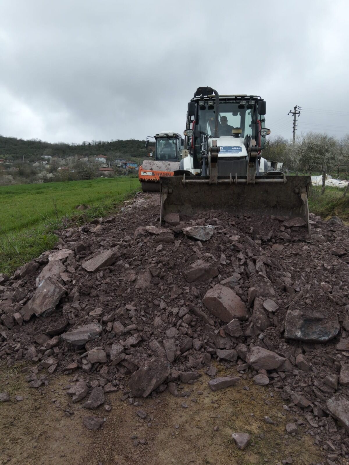 Büyükşehir'den Bozulan Yollara Hızlı Müdahale (2)