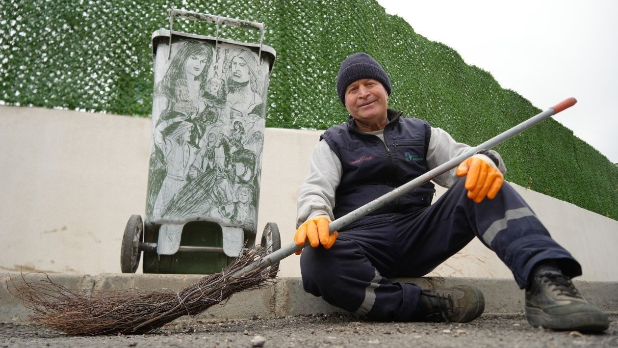 Çöp Konteynerleri̇ Tuvale Dönüştü (7)