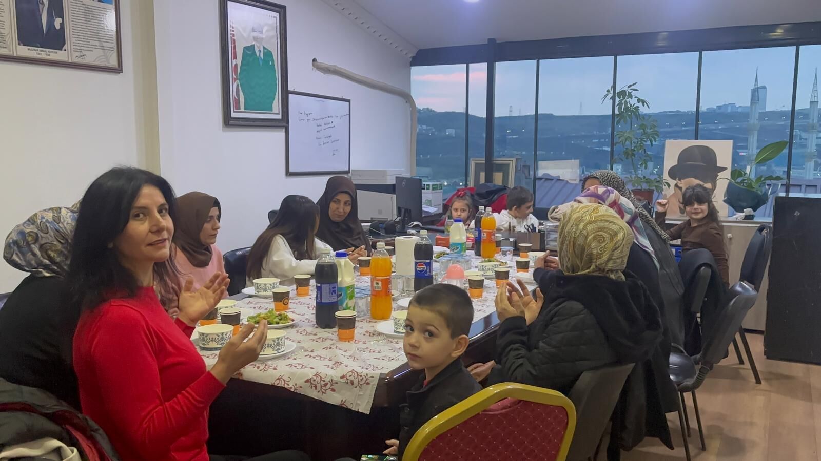 Di̇lovasi Mhp Teşki̇lati İftar Sofrasinda Buluştu (1)