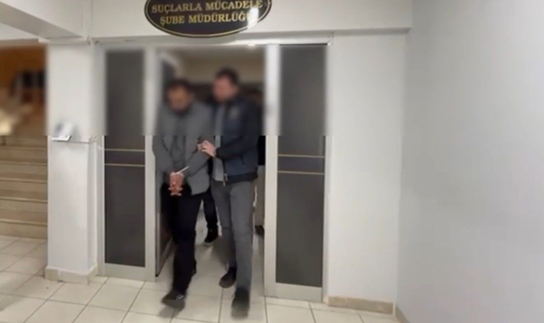 Dolandiricilik Şebekesi̇ Çökerti̇ldi̇ (1)