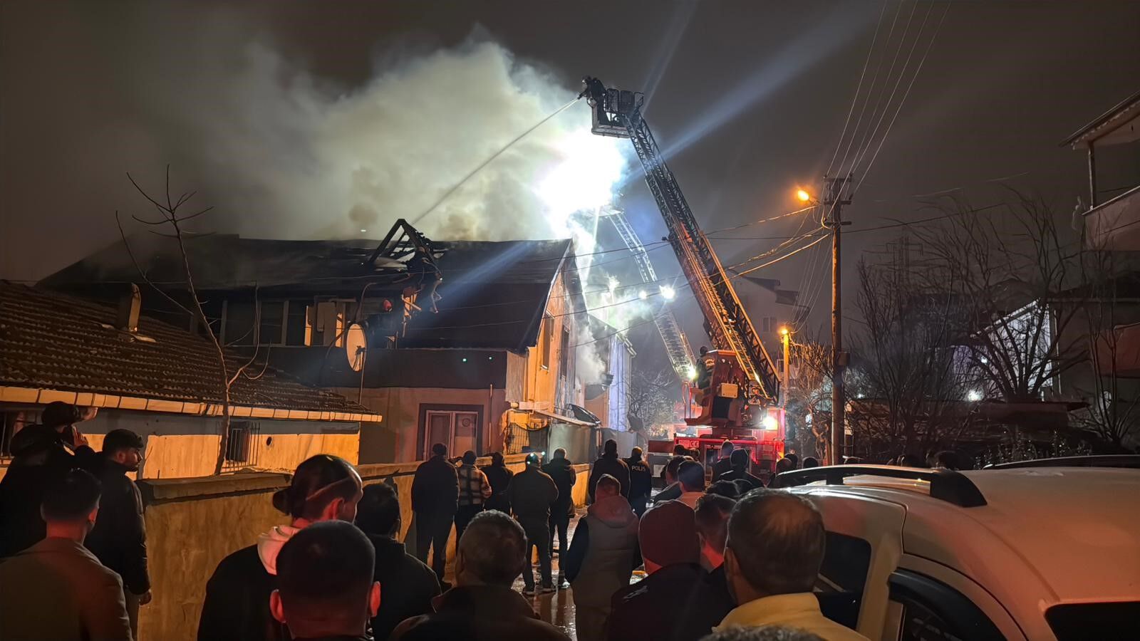 Faci̇aya Yol Açti! (1)