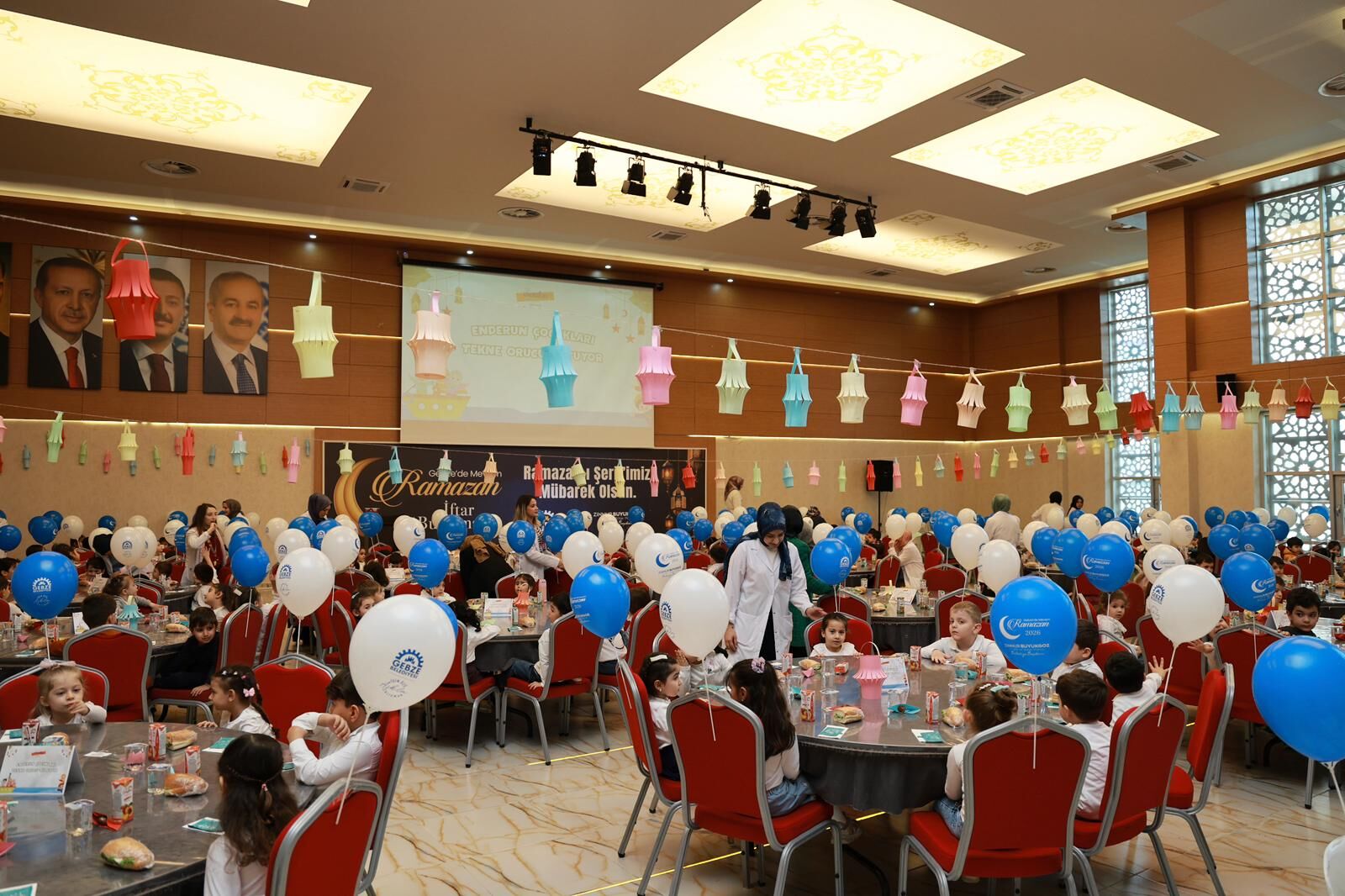 Gebze Belediyesi’nin “Gebze’de Mevsim Ramazan” Etkinlikleri Kapsamında Düzenlediği Programda Çocuklara Ramazan Kültürü Ve Tekne Orucu Geleneği Anlatıldı. Etkinlikte Çocuklar Hem Öğrendi Hem De Paylaşmanın Güzelliğin (4)