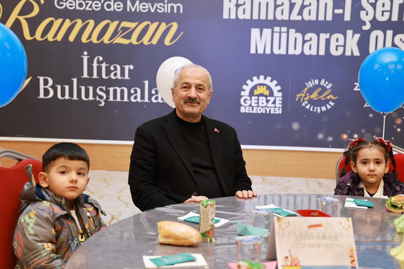 Gebze Belediyesi’nin “Gebze’de Mevsim Ramazan” Etkinlikleri Kapsamında Düzenlediği Programda Çocuklara Ramazan Kültürü Ve Tekne Orucu Geleneği Anlatıldı. Etkinlikte Çocuklar Hem Öğrendi Hem De Paylaşmanın Güzelliğin (5)