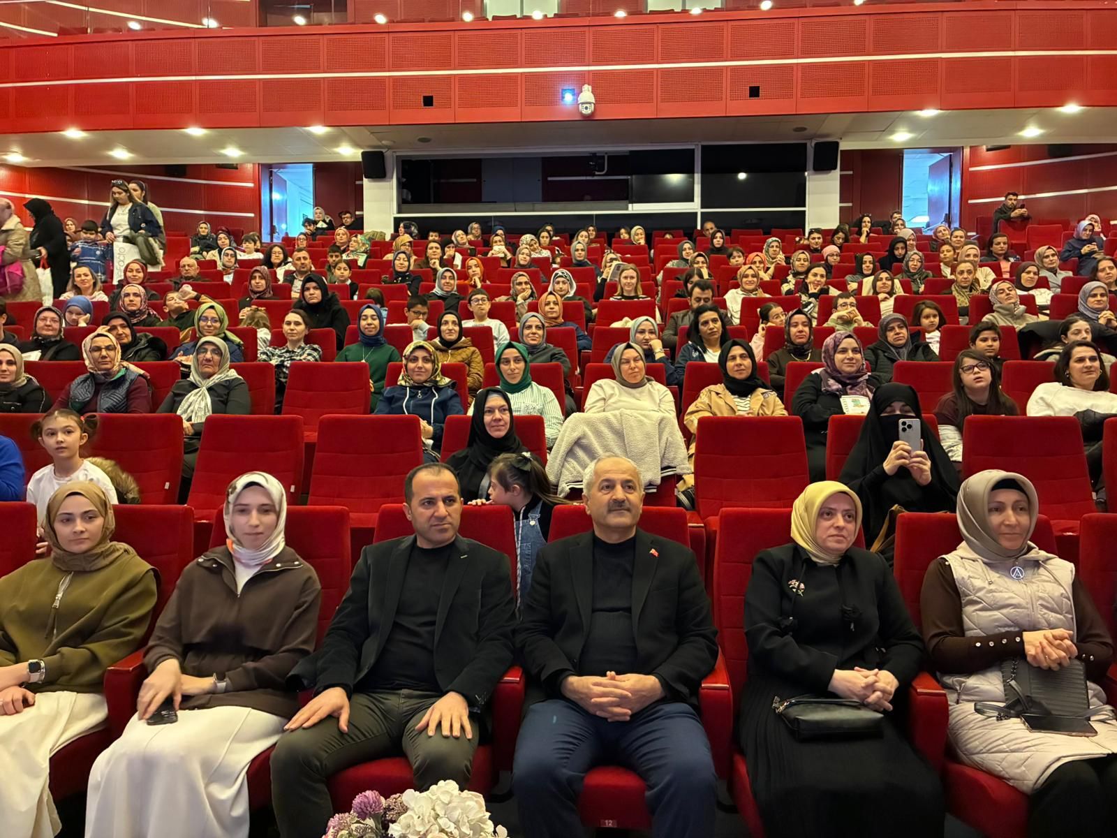 Gebze Okur Buluşmalari'nda 8 Mart'a Özel Anlamli Söyleşi̇ 1