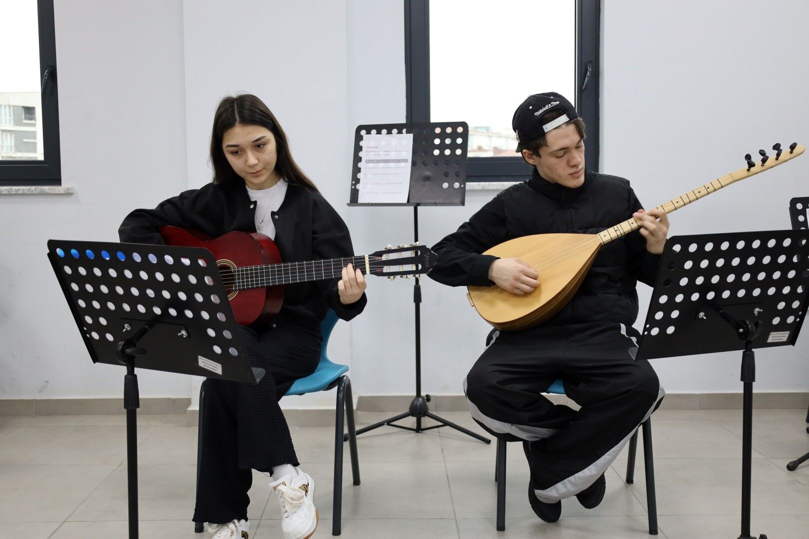 Gençlere İki̇nci̇ Şans Sunuyor (5)