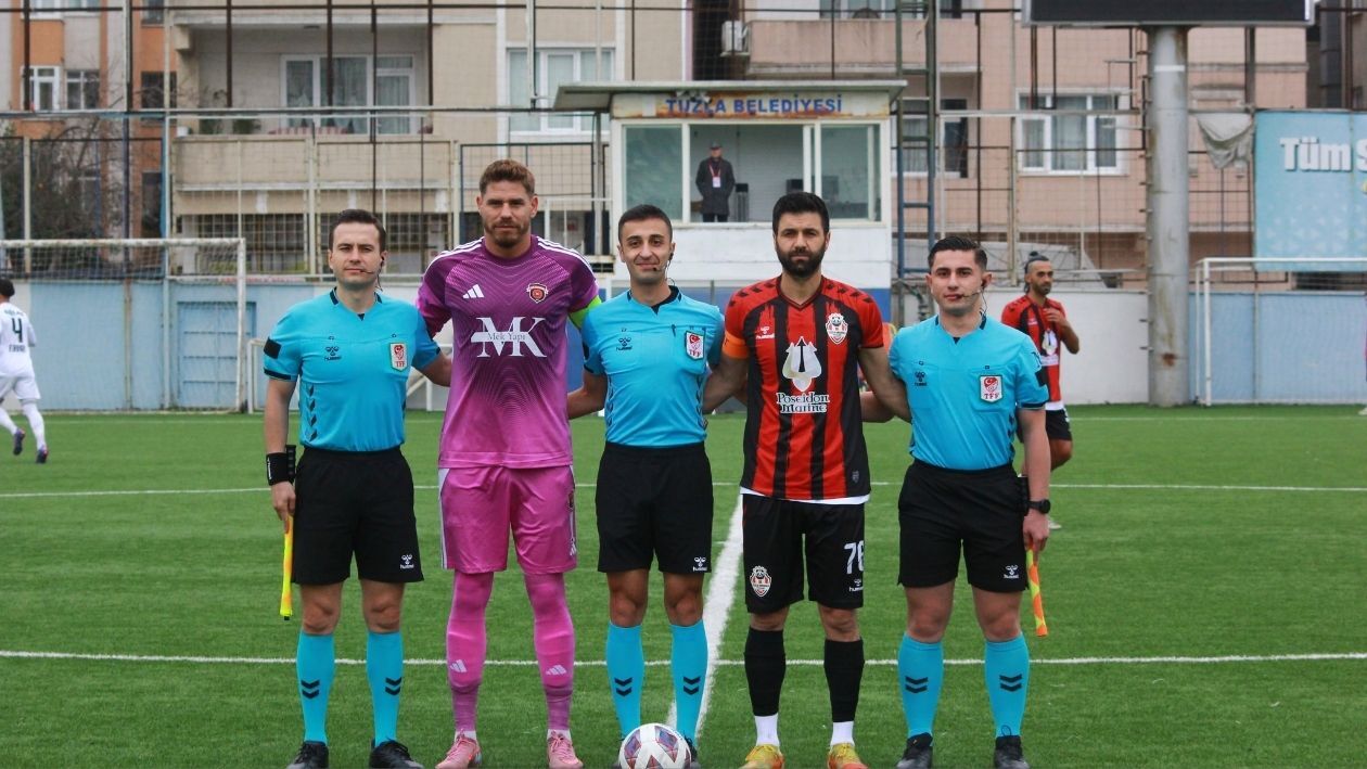 Gölcükspor Deplasmanda Kralliğini İlan Etti̇ Şampi̇yonluğa Dev Adim!