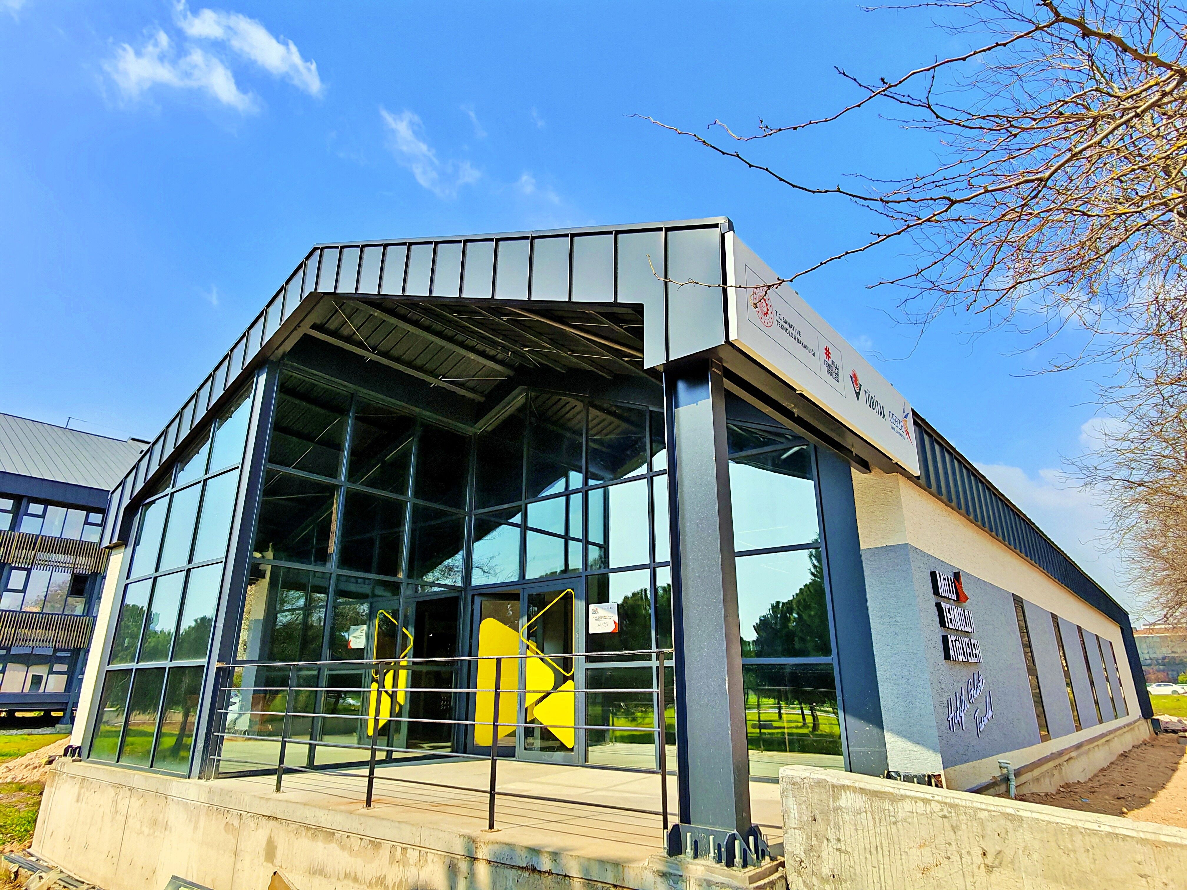 Gtü Mi̇llî Teknoloji̇ Atölyesi̇ İle Yerli̇ Teknoloji̇ Üreti̇mi̇ne Güç09