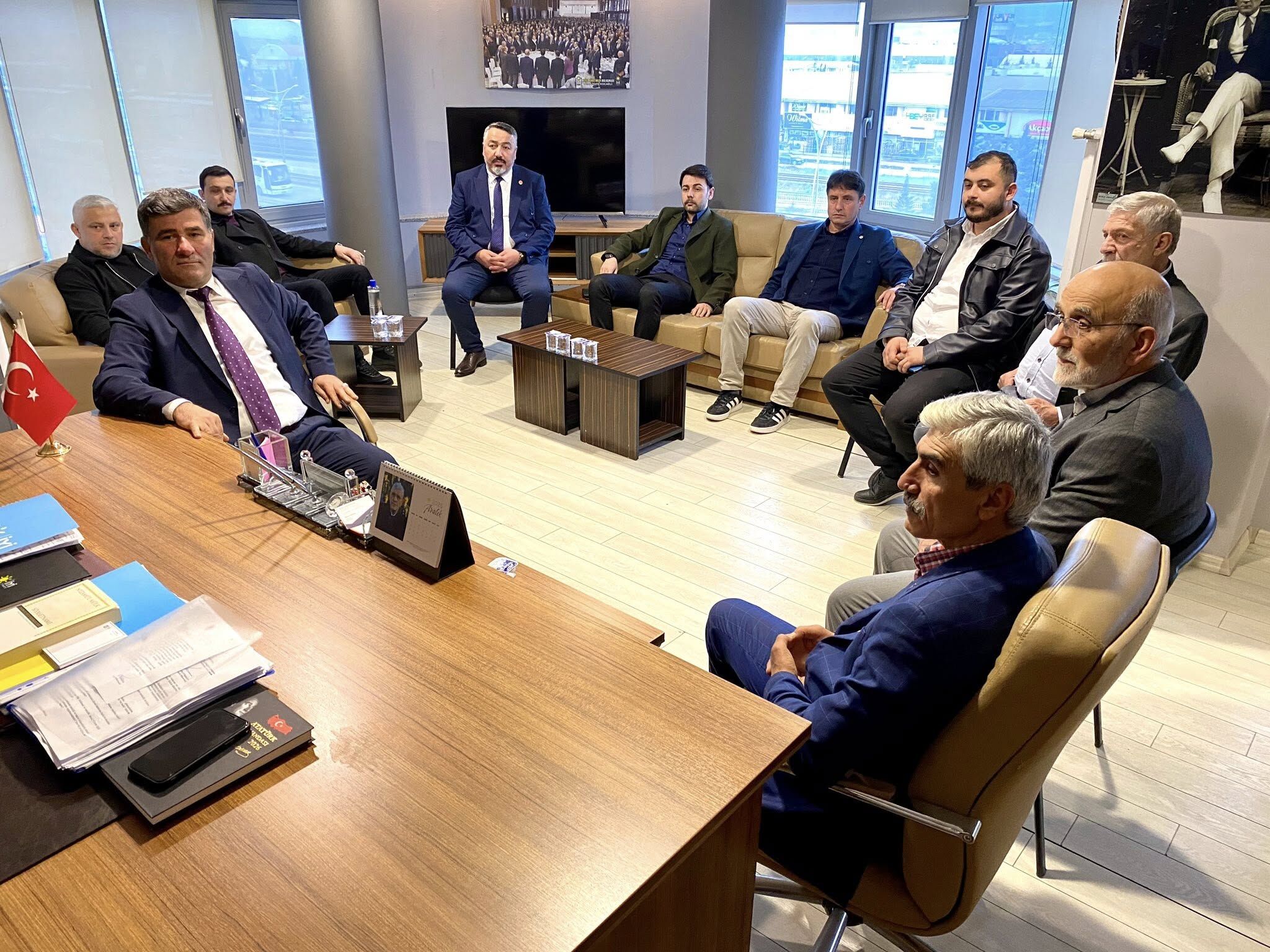 İyi̇ Parti̇ Kocaeli̇ İl Başkani Kami̇l Şi̇ri̇n, Gi̇resunlular Heyeti̇ni̇ Ağirladi (3)