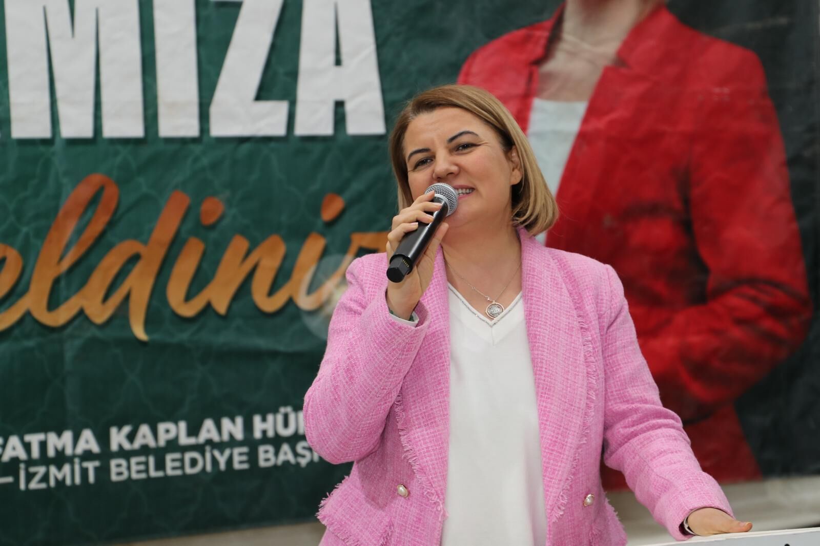 Izmit Belediye Baskani Fatma Kaplan Hürriyet-3