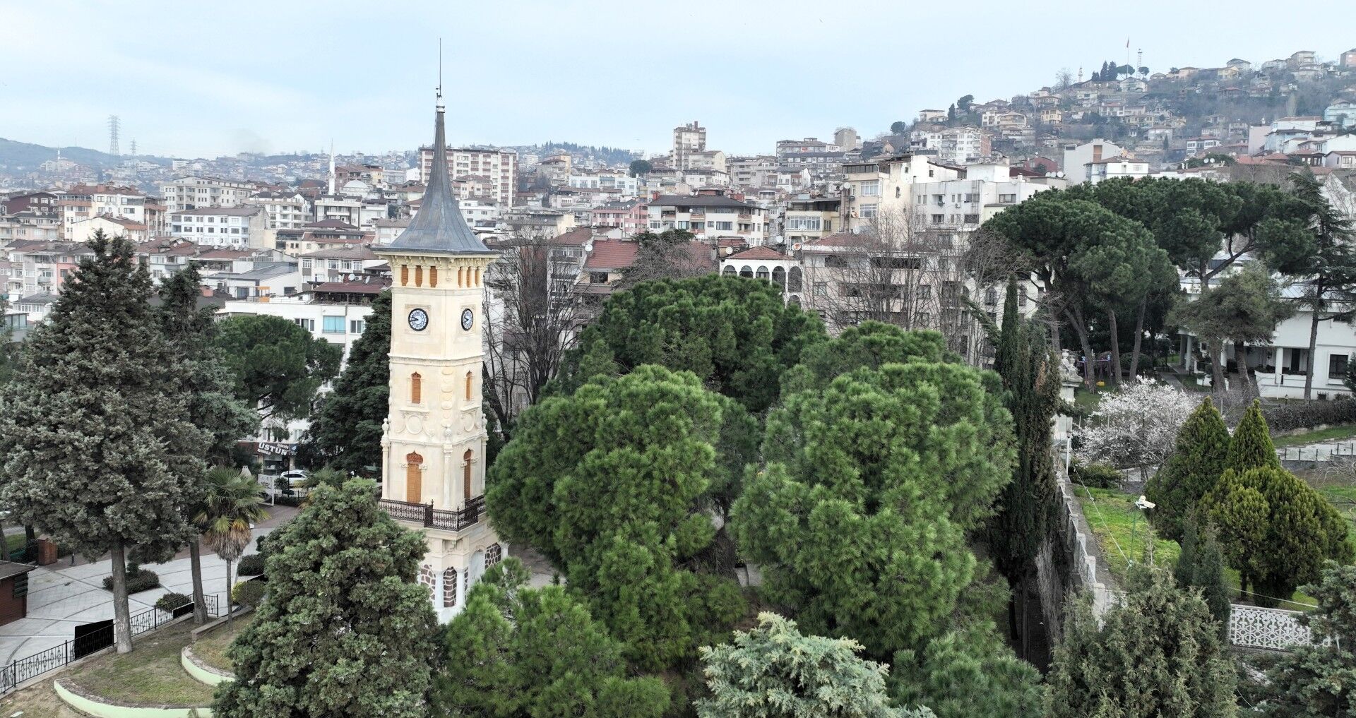 İzmi̇t Saat Kulesi̇ Yeni̇den Doğdu! Tari̇hi̇ Si̇mge Restorasyonla Işildiyor (5)