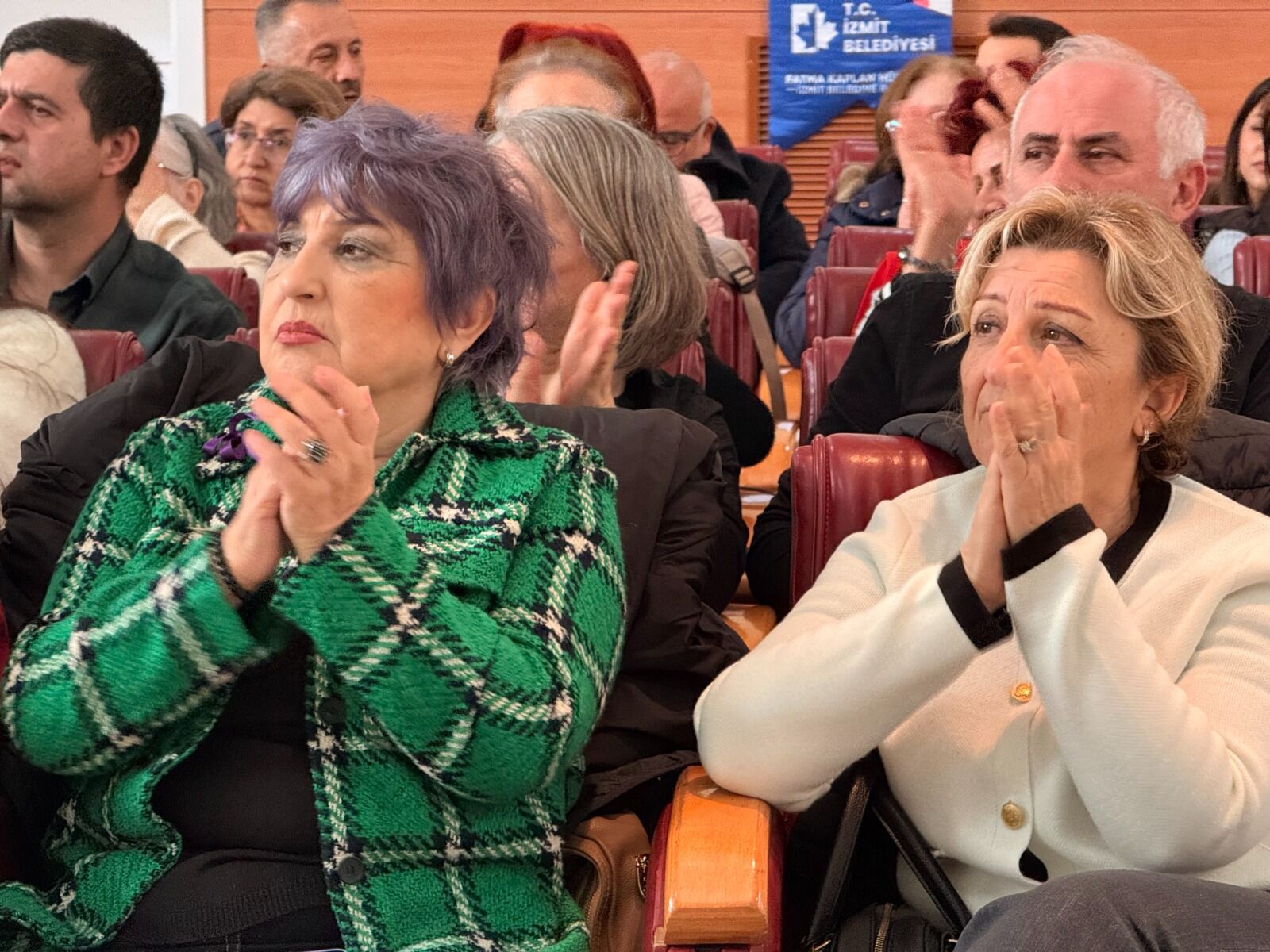 İzmi̇t’te 8 Mart Dünya Emekçi̇ Kadinlar Günü Etki̇nli̇ği̇ Yoğun Katilimla Gerçekleşti̇, (1)