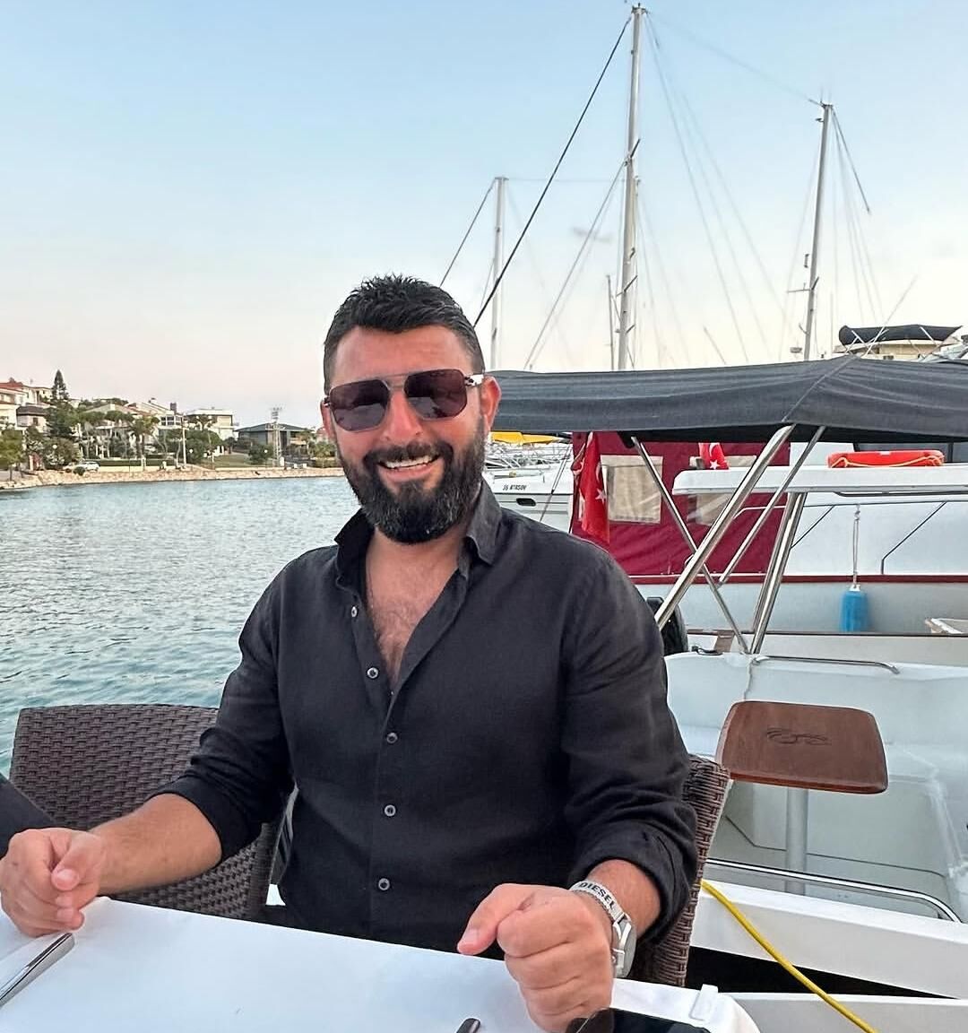 İzmi̇t’te Gece Kulübüne Si̇lahli Saldiri İş İnsani Volkan Berberoğlu Hayatini Kaybetti̇ (2)