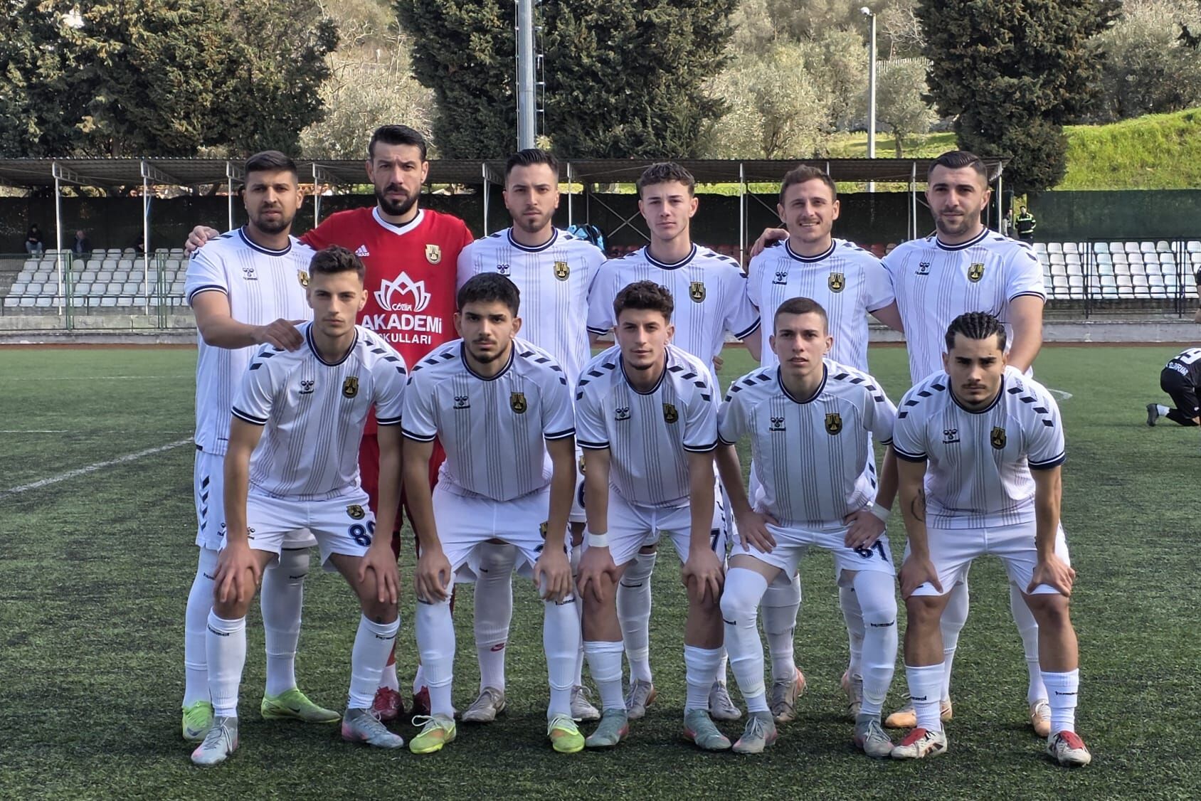 Karamürselspor Playoff Umudunu Di̇ri̇ Tutuyor-1