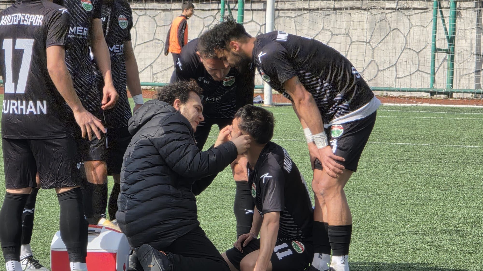 Karamürselspor Playoff Umudunu Di̇ri̇ Tutuyor (4)