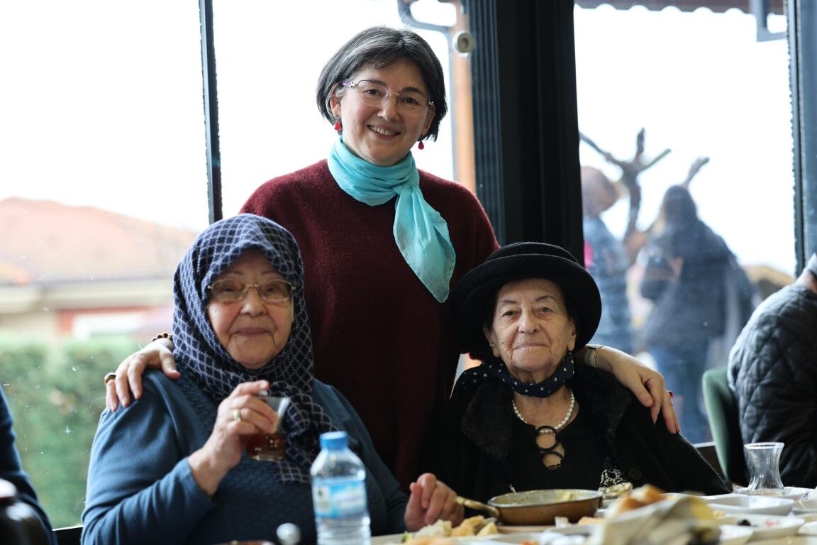 Kartepe’de Büyükler İçin Anlamlı Buluşma (3) (1)