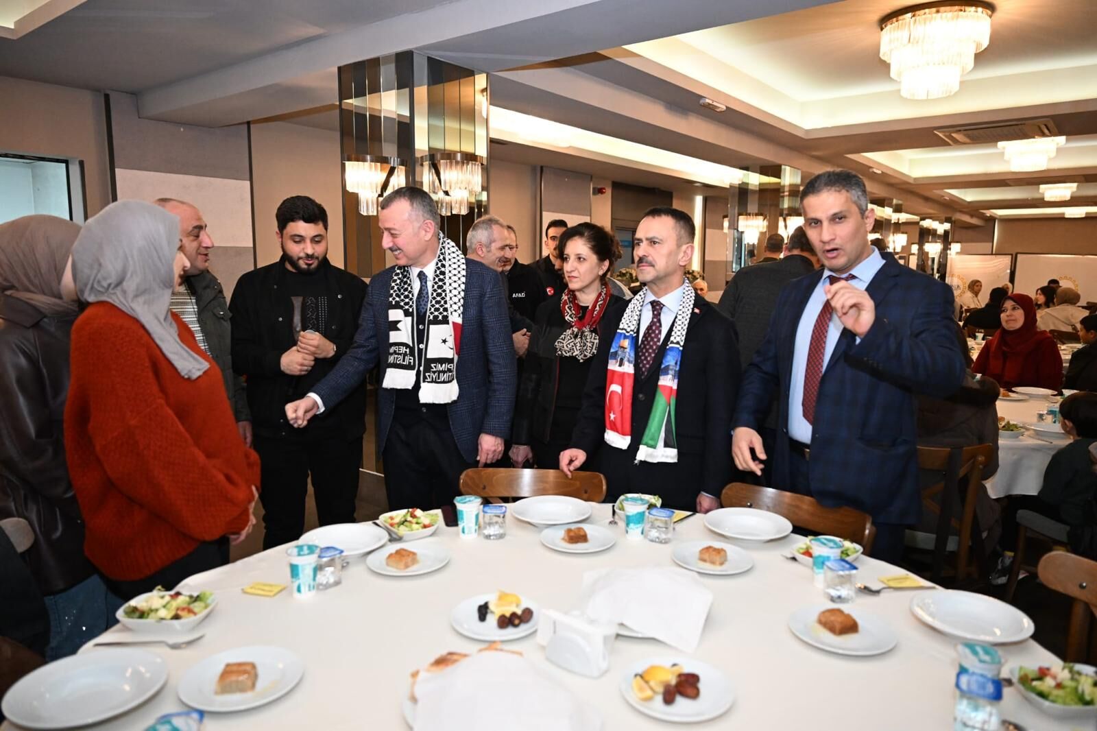 Kocaeli̇’de Anlamli İftar Programi (3)