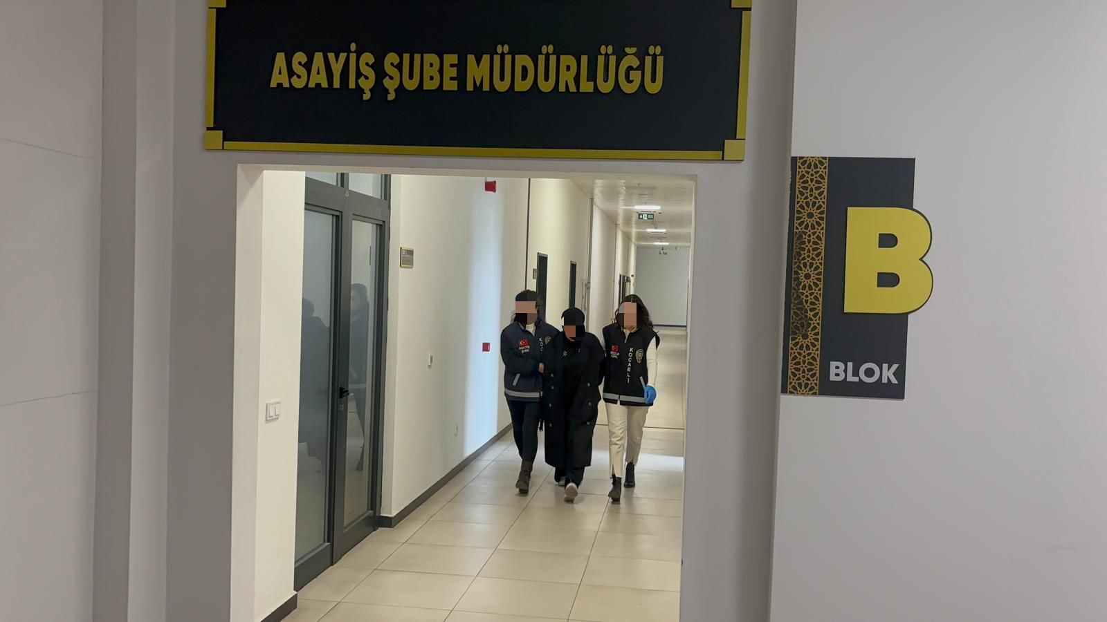Kocaeli̇’de Dava Çikişi Ci̇nayet Biçakli Saldirinin Şüpheli̇si̇ Cezaevi̇nde (1)-1