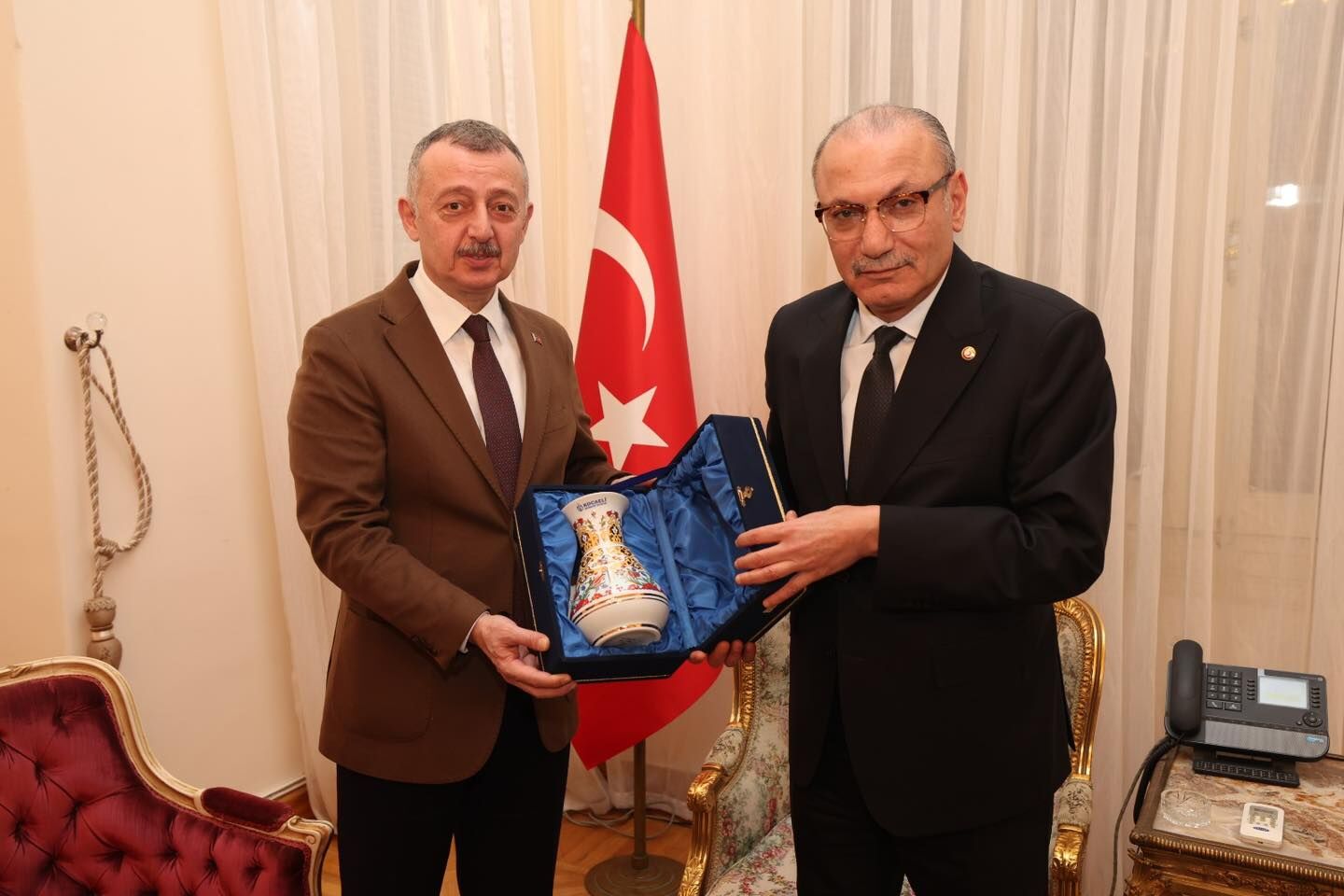 Kocaeli̇’den Gazze’ye Uzanan Yardim Eli̇ Başkan Büyükakin Misir’da (6)