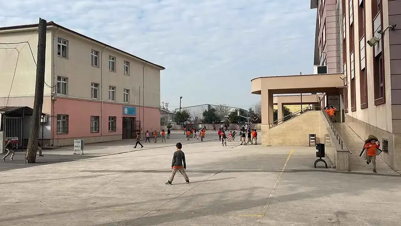 Kocaelidengekocaeli Okul Aa 2003035