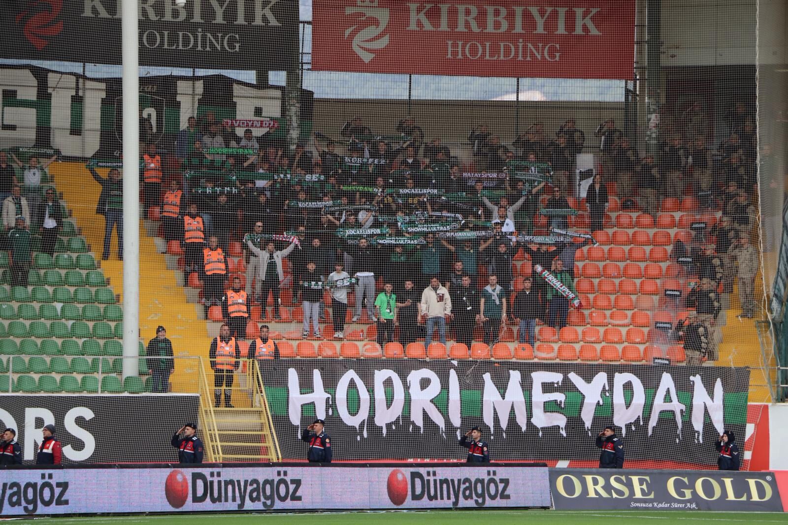 Kocaeli̇spor Geri̇de! 2 (1)-1
