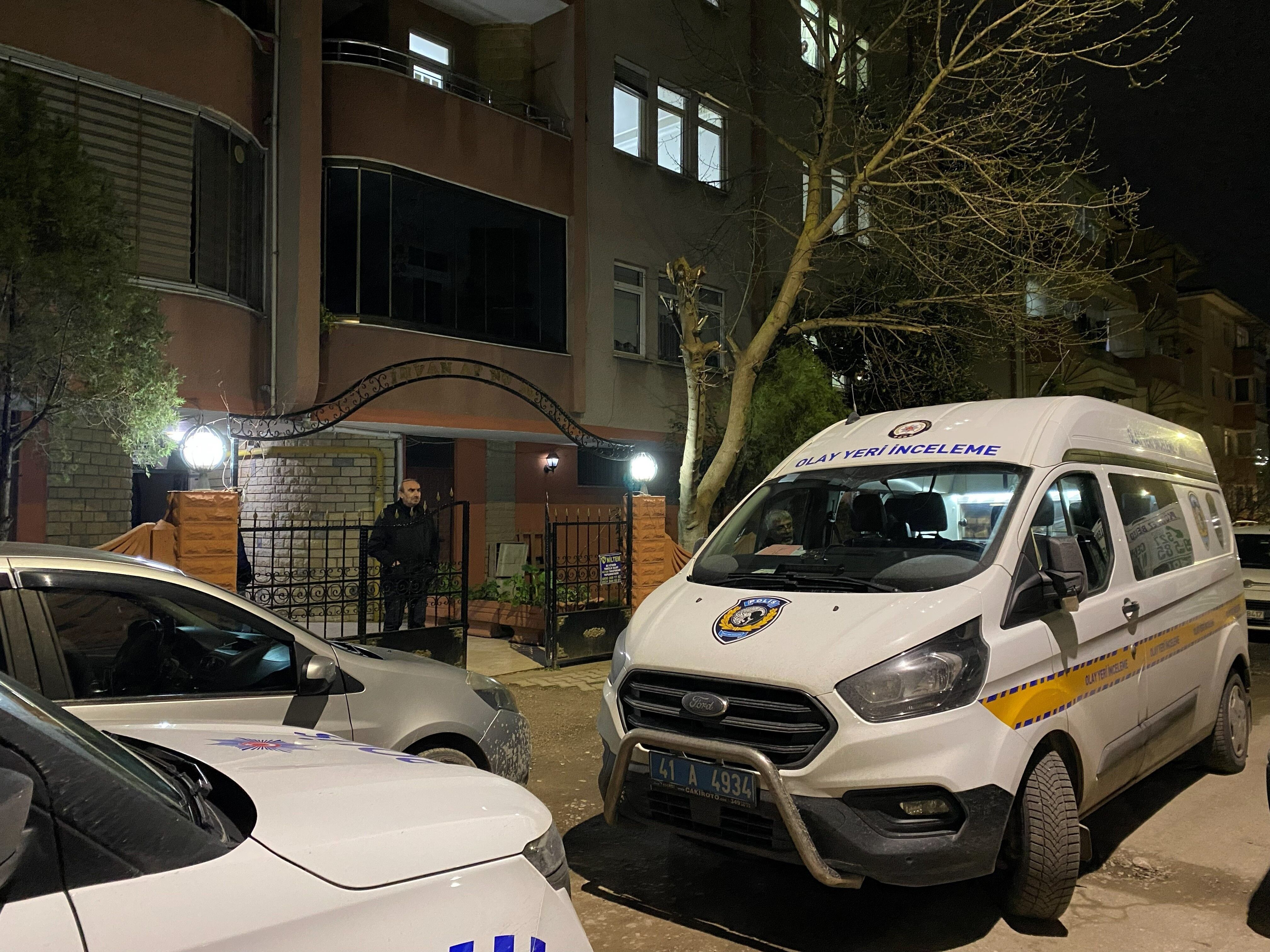 Körfez’de Kadin Ci̇nayeti̇ Bozdurulan Bi̇lezi̇k Şüpheli̇yi̇ Yakalatti (4)