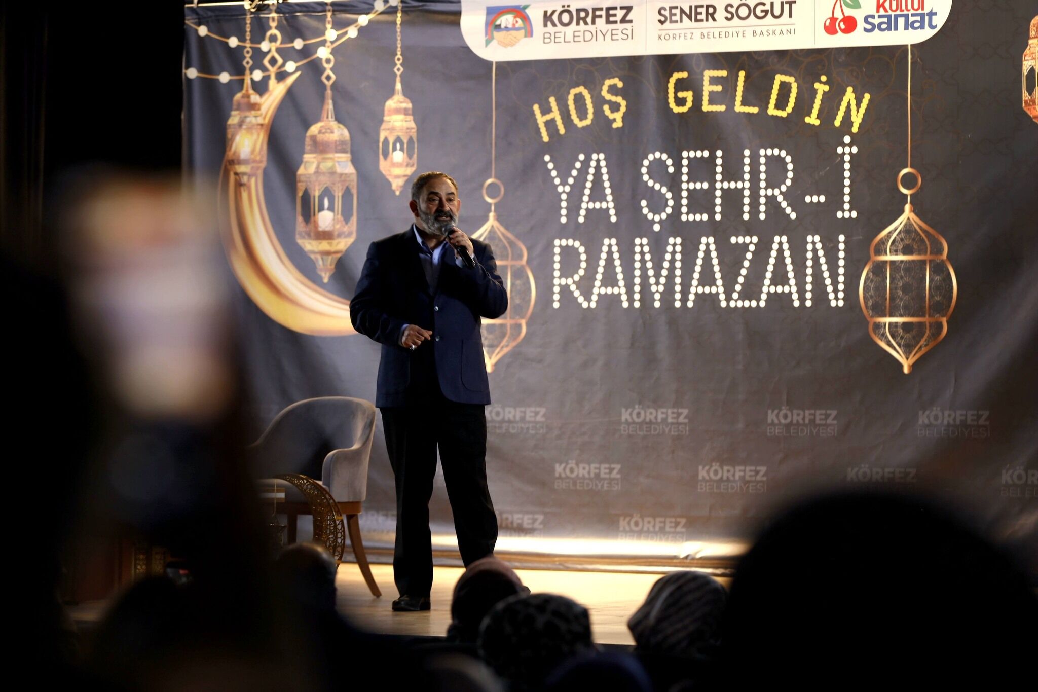 Körfez’de Ramazan Gecesi̇ne Manevi̇yat Katti (1)